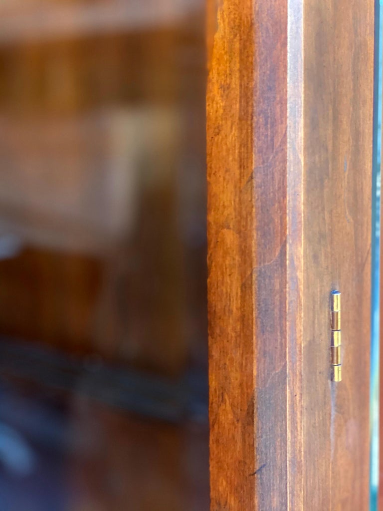 Thomasville Furniture Collectors Cherry Collection Display For