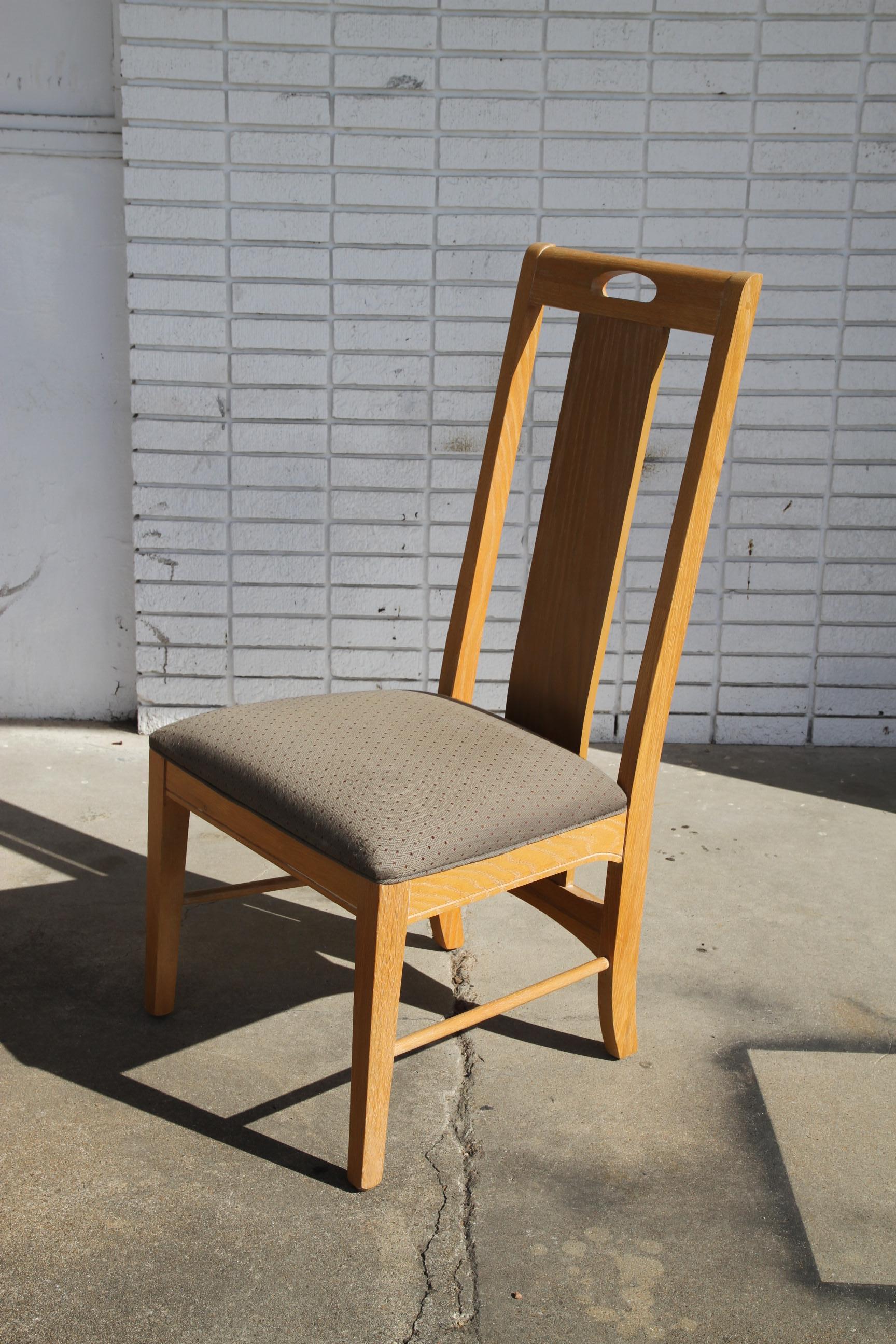 American 6 Thomasville Furniture Oak Dining Chairs For Sale