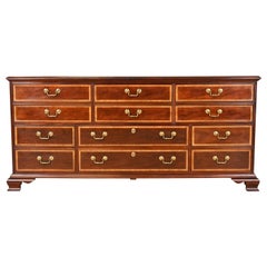 Thomasville Georgian Banded Mahogany Twelve-Drawer Bureau
