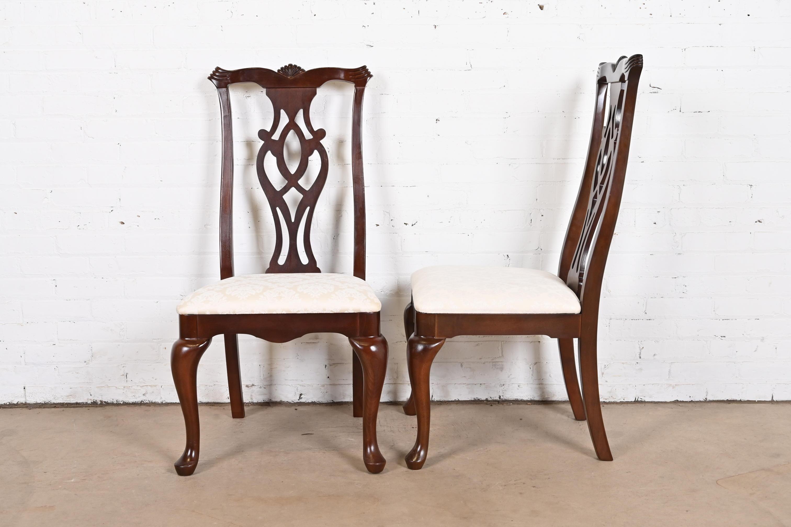 Thomasville Georgian Carved Mahogany Dining Chairs, Set of Eight 2