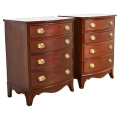 Thomasville Georgian Mahogany Four-Drawer Bow Front Bedside Chests, Pair