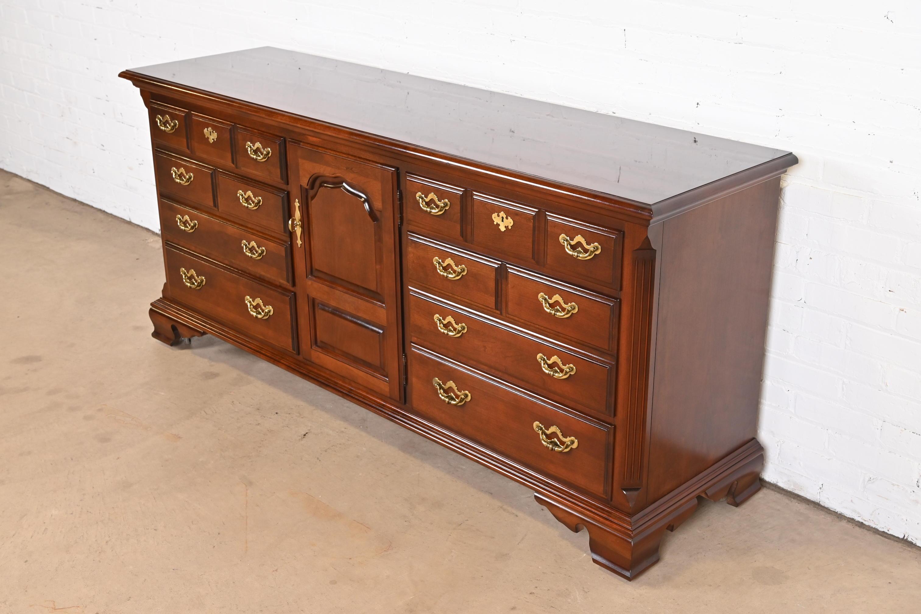 American Thomasville Georgian Solid Cherry Wood Dresser or Credenza For Sale
