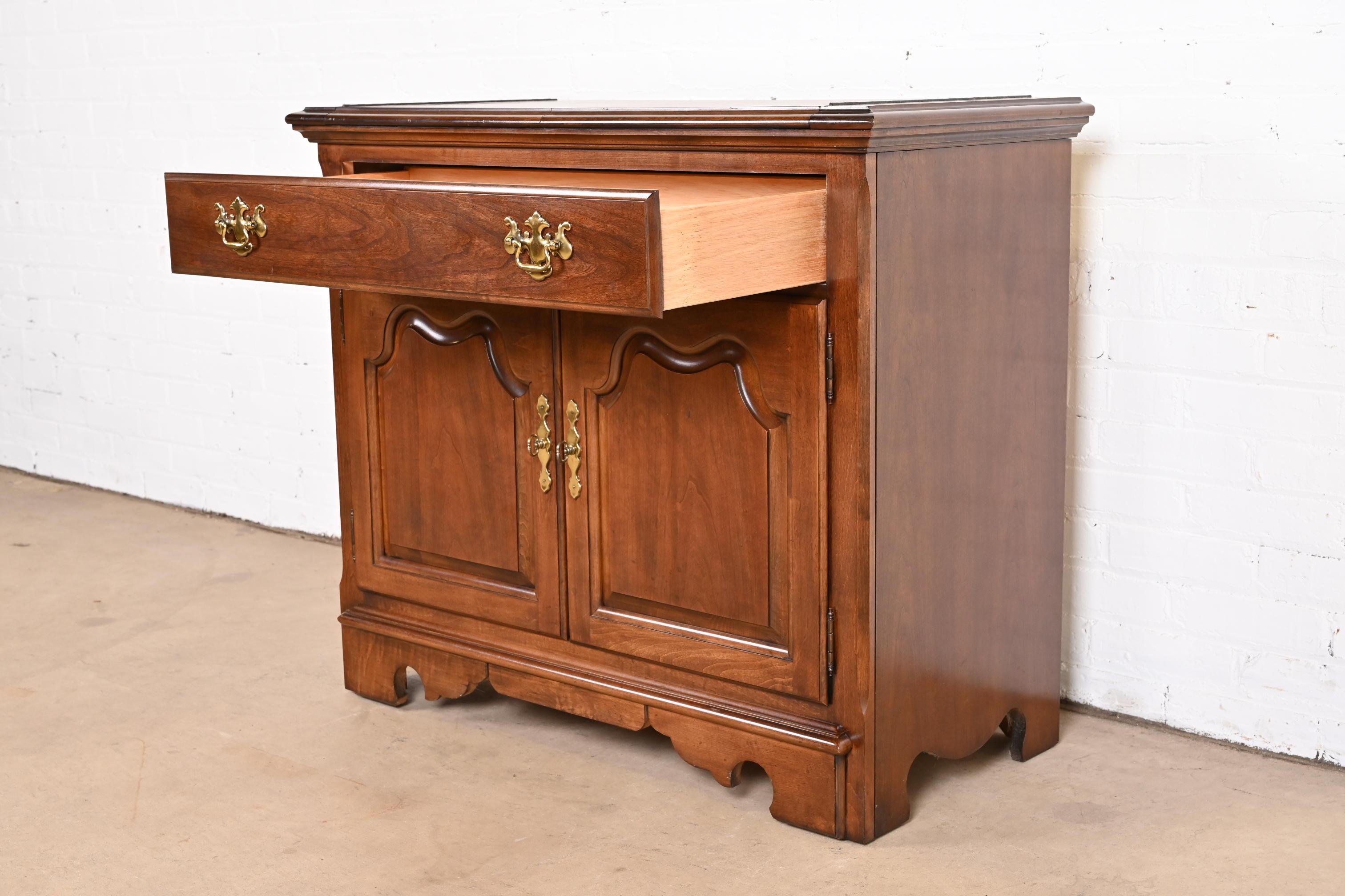 Thomasville Georgian Solid Cherry Wood Flip Top Server or Bar Cabinet For Sale 1