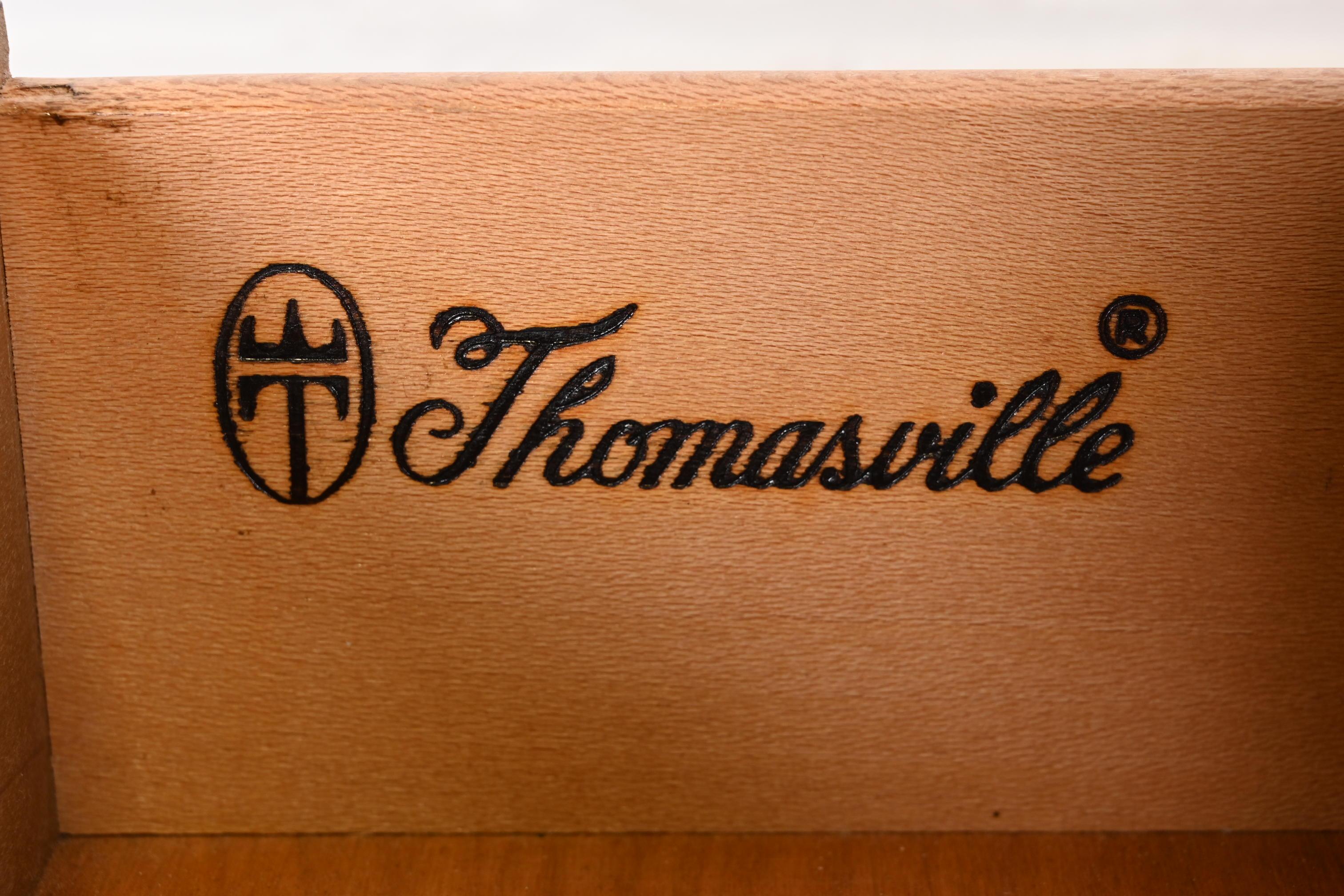 Thomasville Georgian Solid Mahogany Eleven-Drawer Dresser or Chest of Drawers For Sale 3
