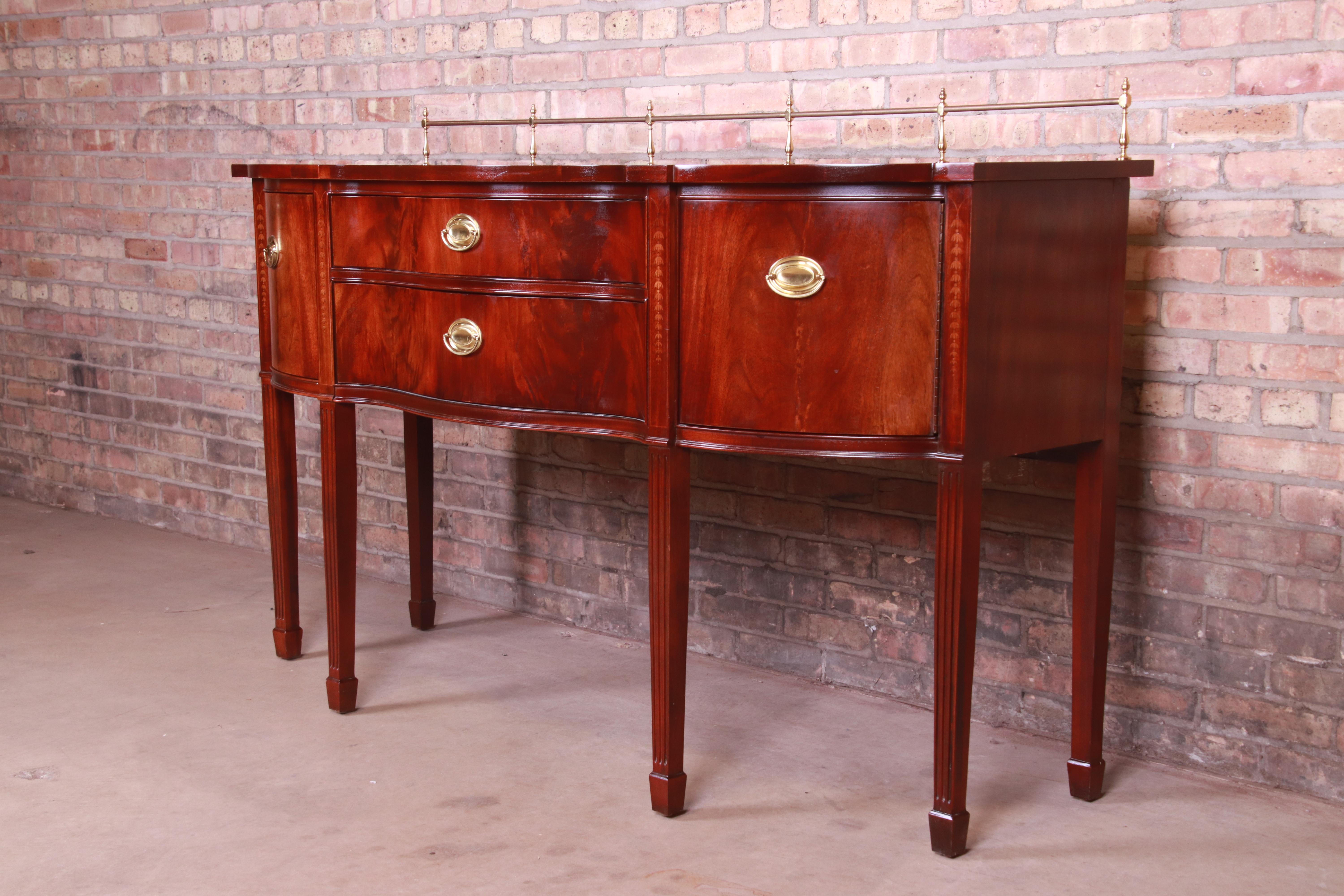 Thomasville Hepplewhite Flame Mahogany Sideboard Credenza with Brass Gallery In Good Condition In South Bend, IN