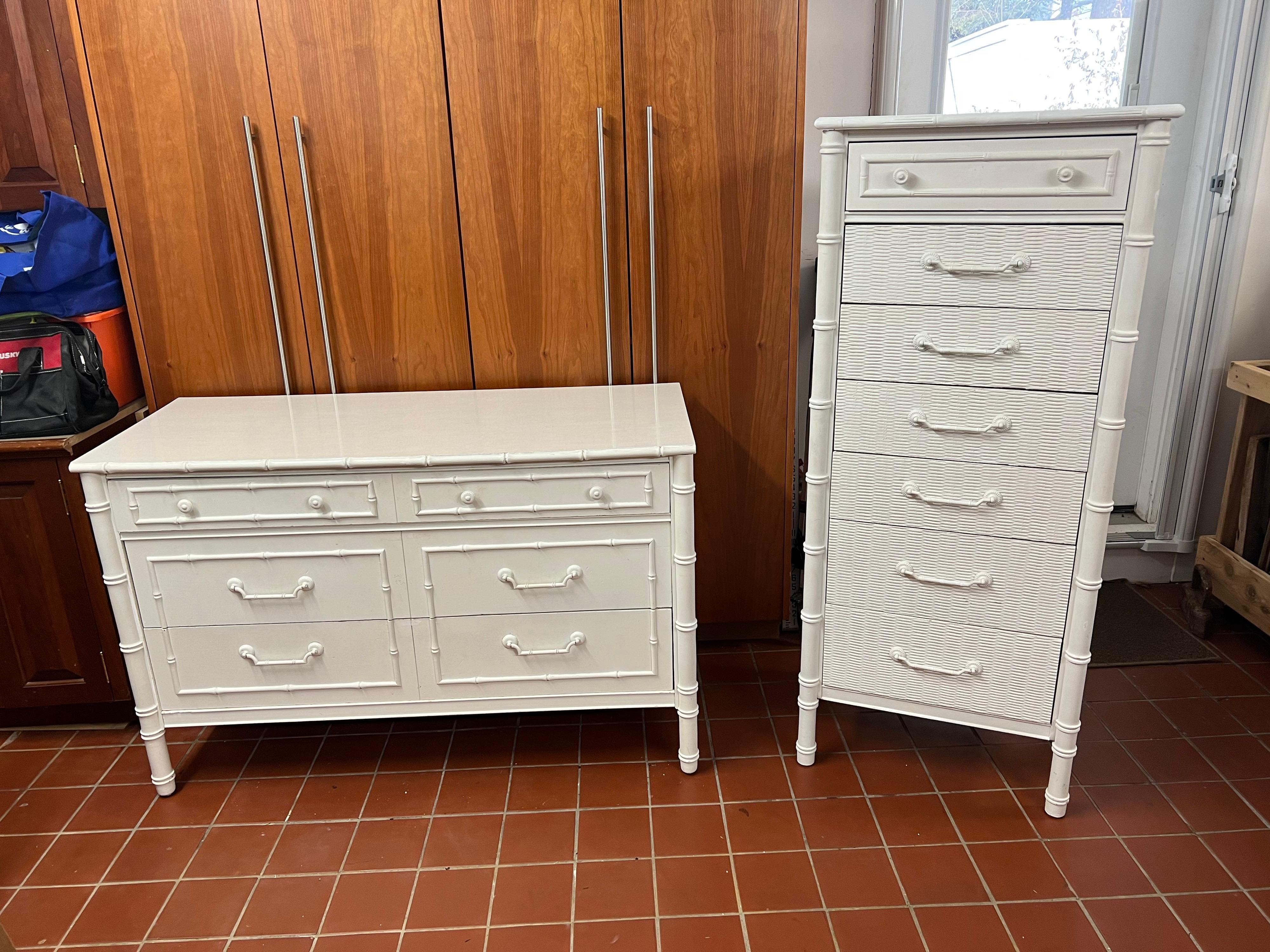 Vintage Thomasville Allegro Style Chest in White In Good Condition In Redding, CT