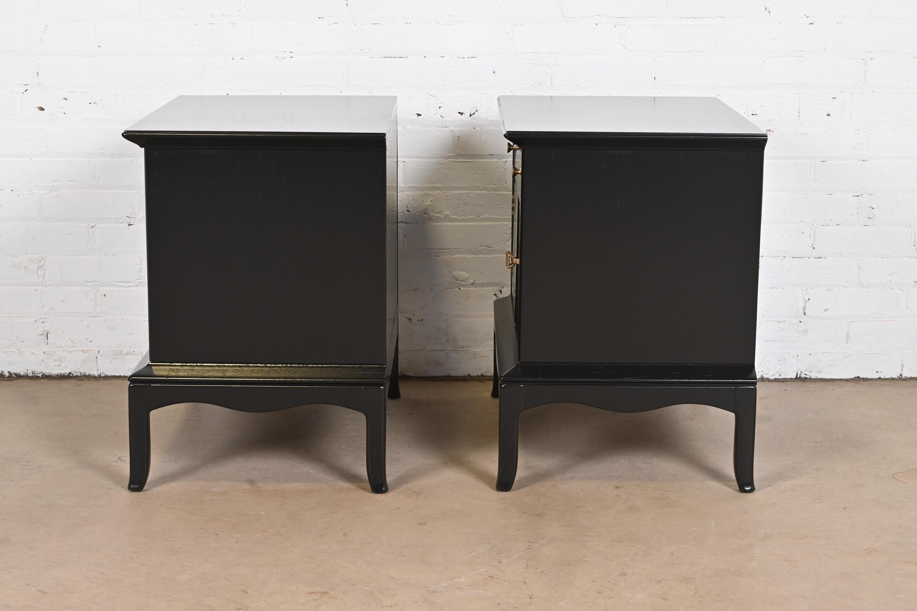 Thomasville Hollywood Regency Black Lacquered Nightstands, Newly Refinished 4