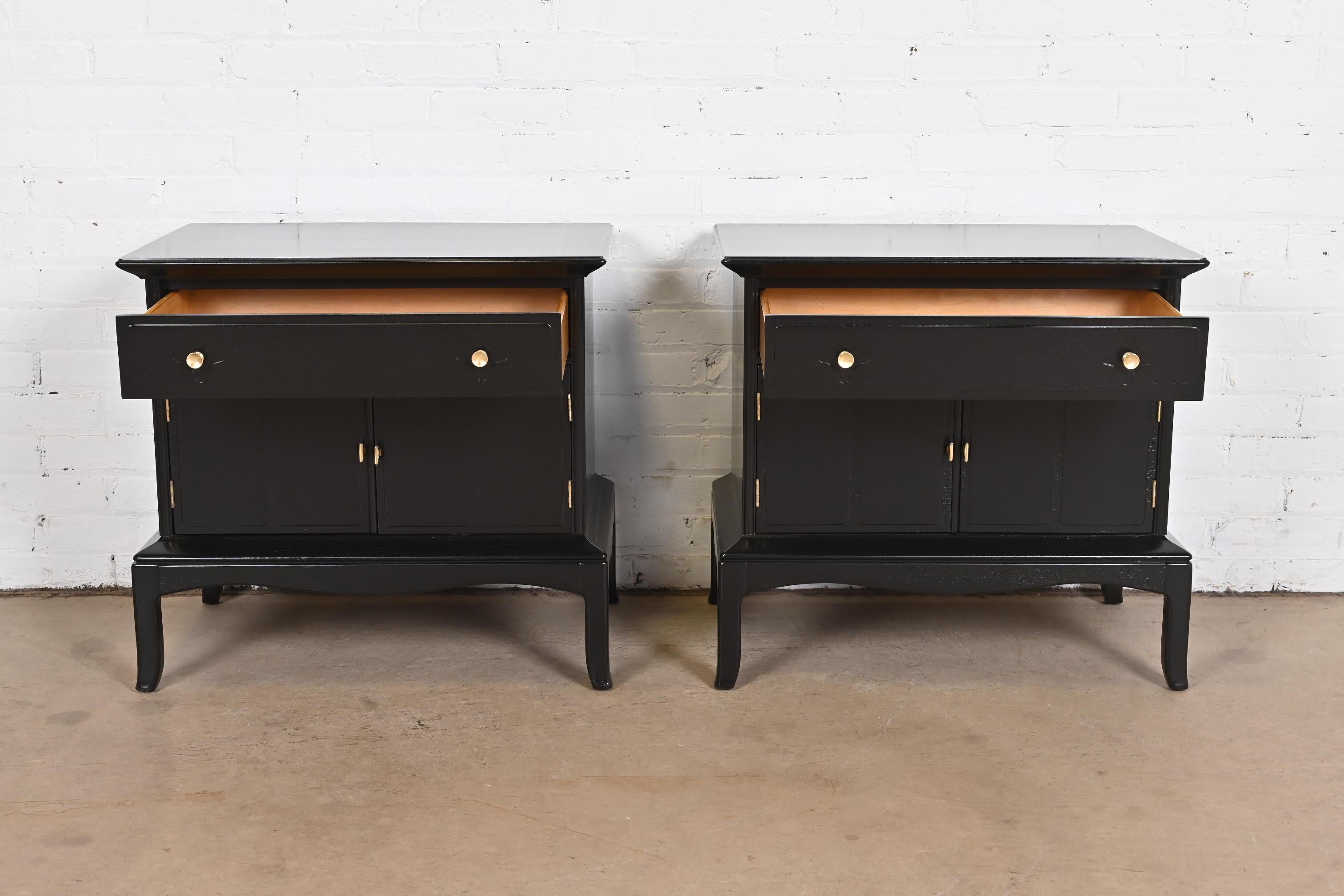 Brass Thomasville Hollywood Regency Black Lacquered Nightstands, Newly Refinished For Sale