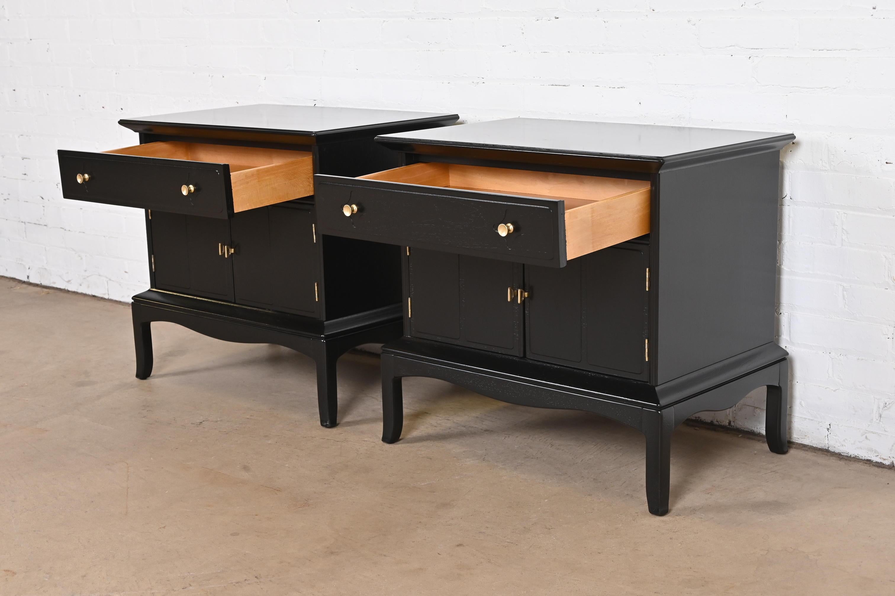 Thomasville Hollywood Regency Black Lacquered Nightstands, Newly Refinished For Sale 1