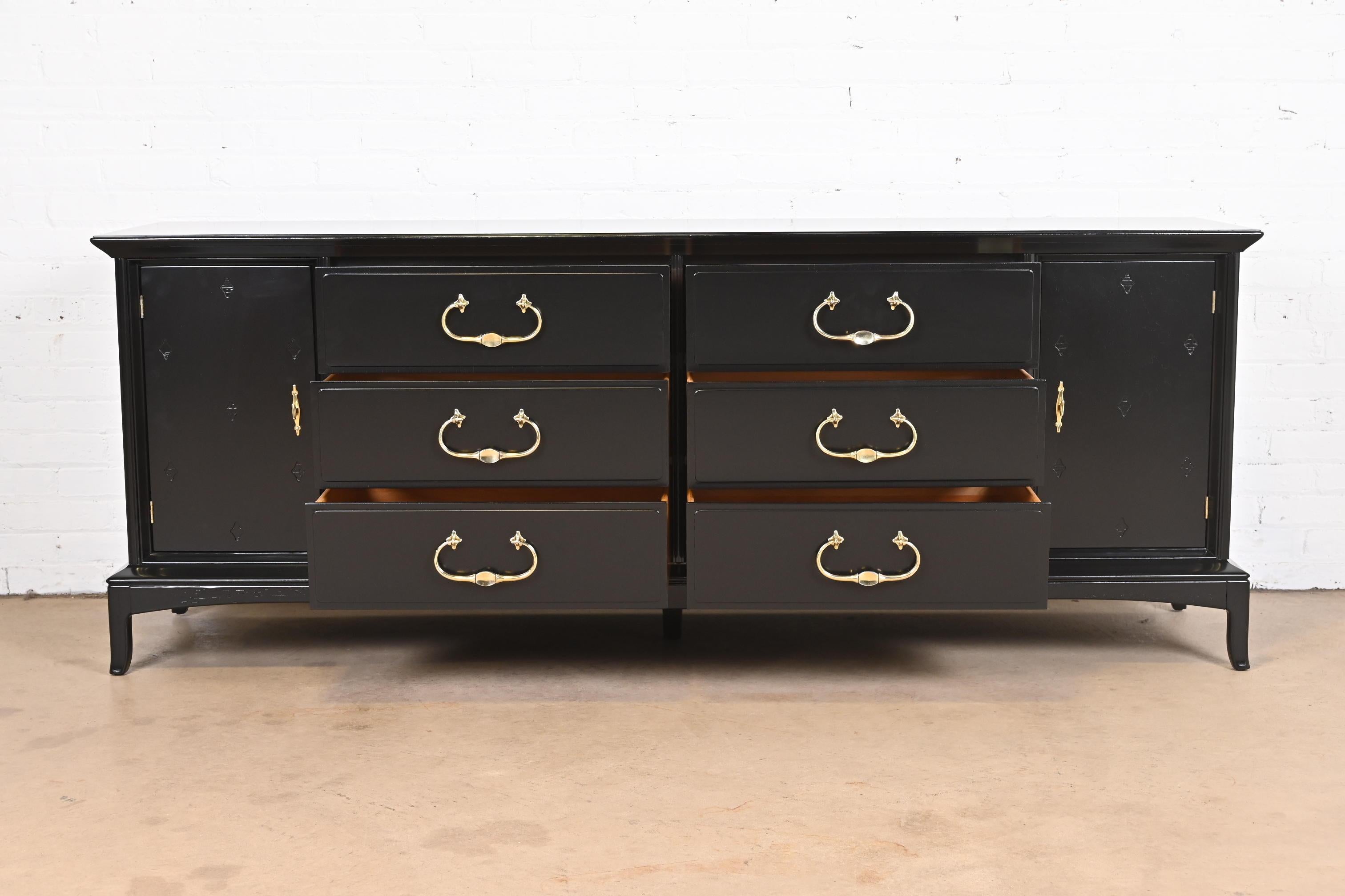 Thomasville Hollywood Regency Chinoiserie Black Lacquered Dresser, Refinished 3