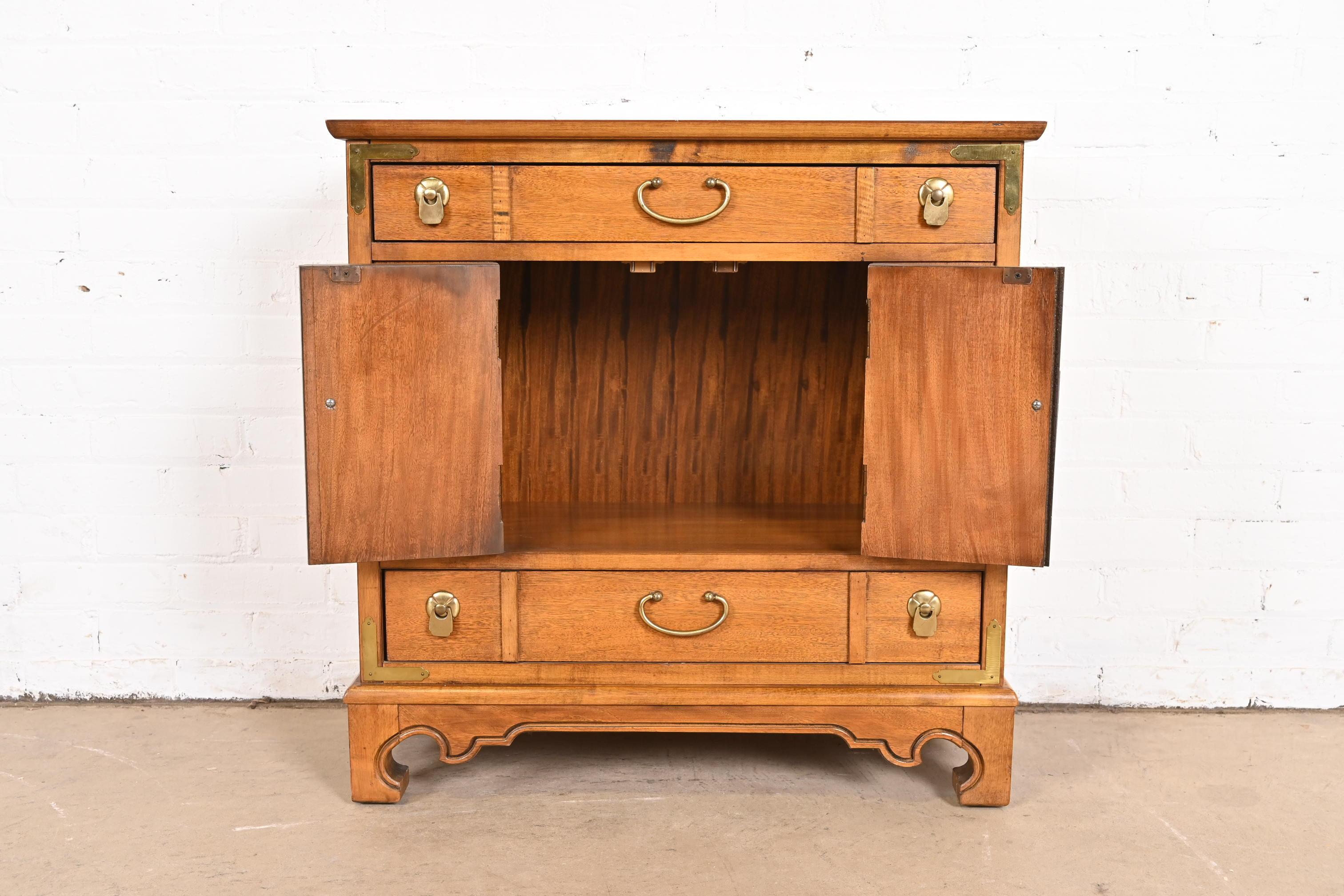 Thomasville Hollywood Regency Chinoiserie Burl Wood Commode or Bar Cabinet For Sale 5