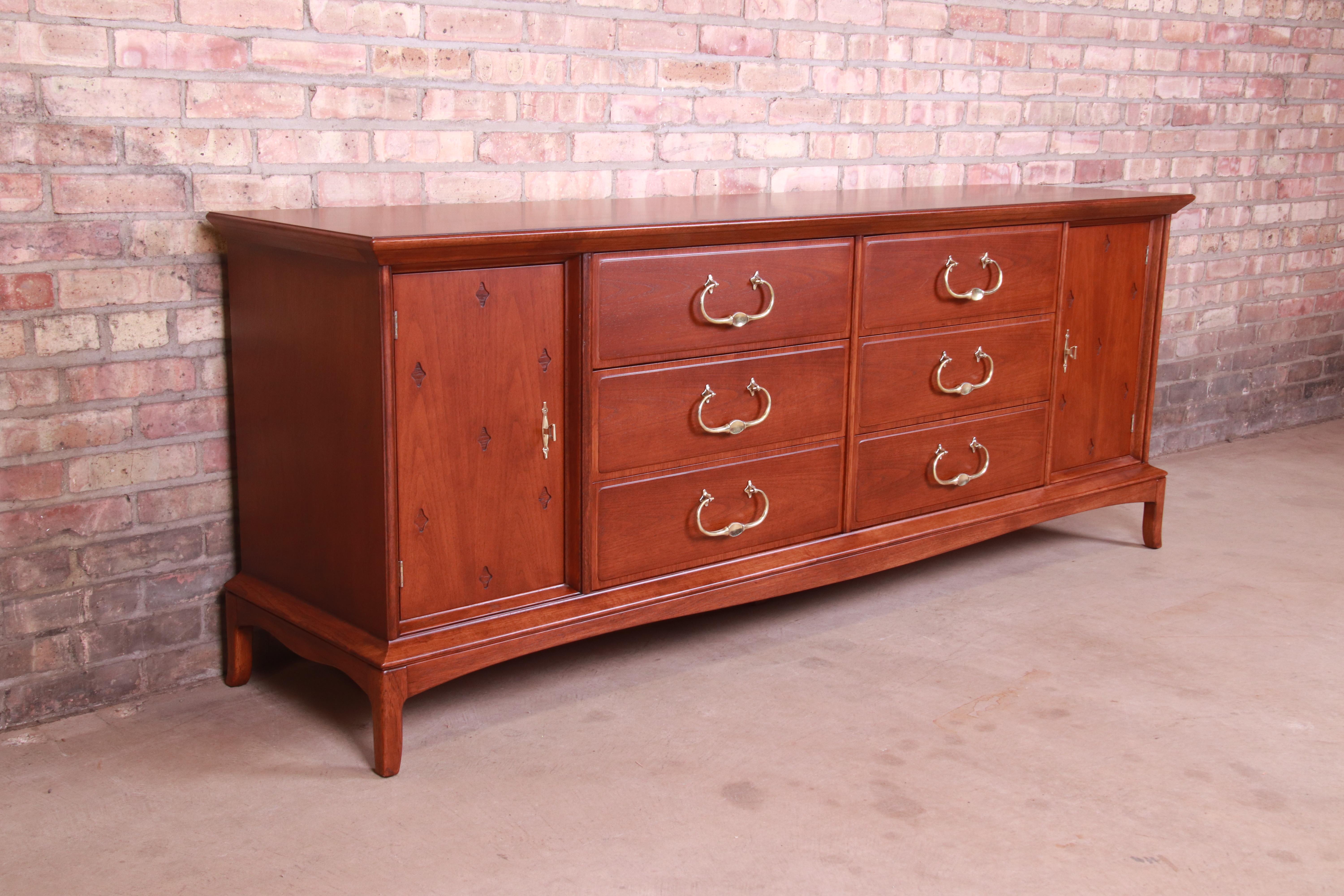 Mid-Century Modern Thomasville Hollywood Regency Chinoiserie Walnut Dresser or Credenza, Refinished For Sale