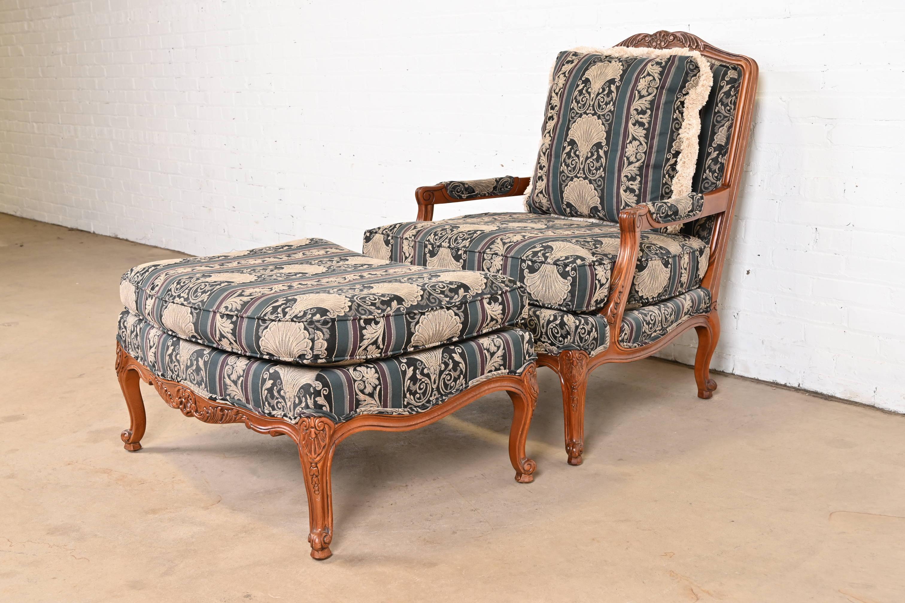 thomasville chair and ottoman