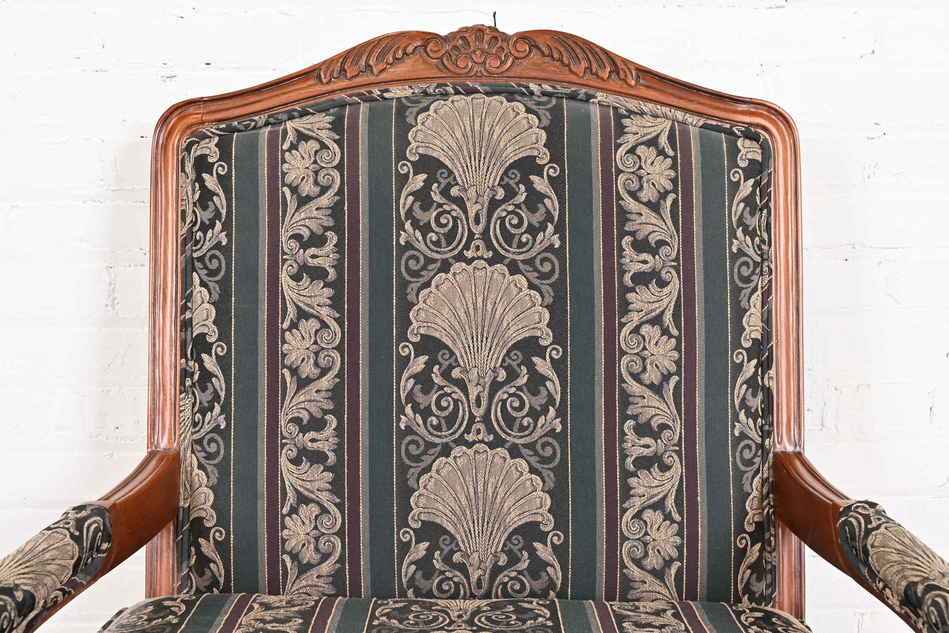 Thomasville Louis XV Carved Walnut Upholstered Fauteuil and Ottoman In Good Condition For Sale In South Bend, IN