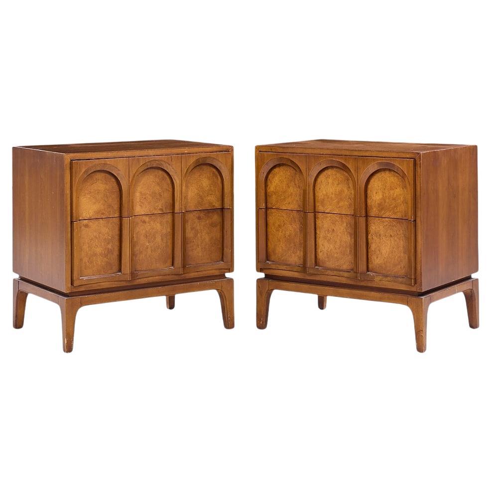 Thomasville Mid Century Arched Walnut and Burlwood Nightstands - Pair For Sale