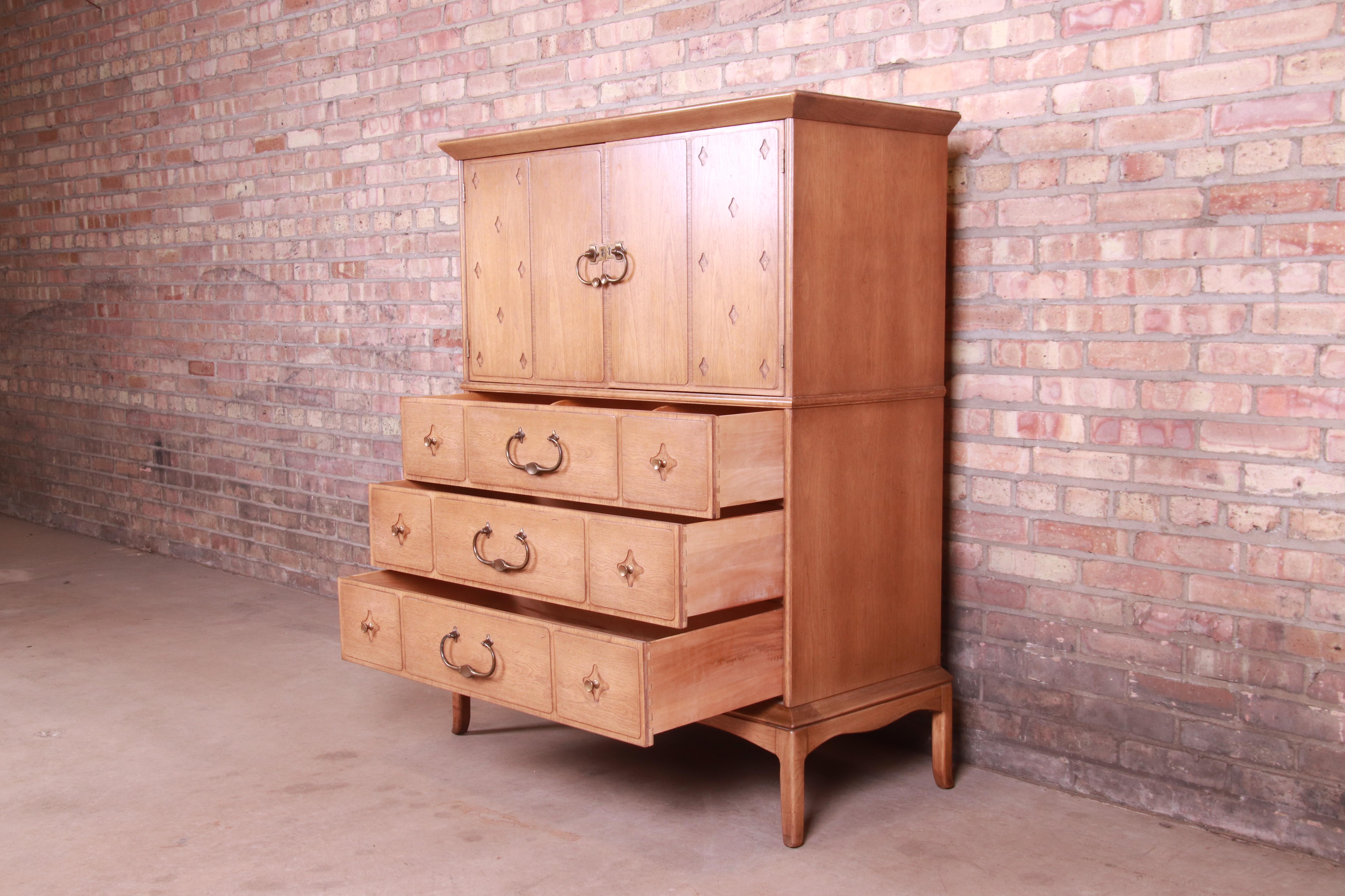 North American Thomasville Mid-Century Hollywood Regency Bleached Walnut Gentleman's Chest