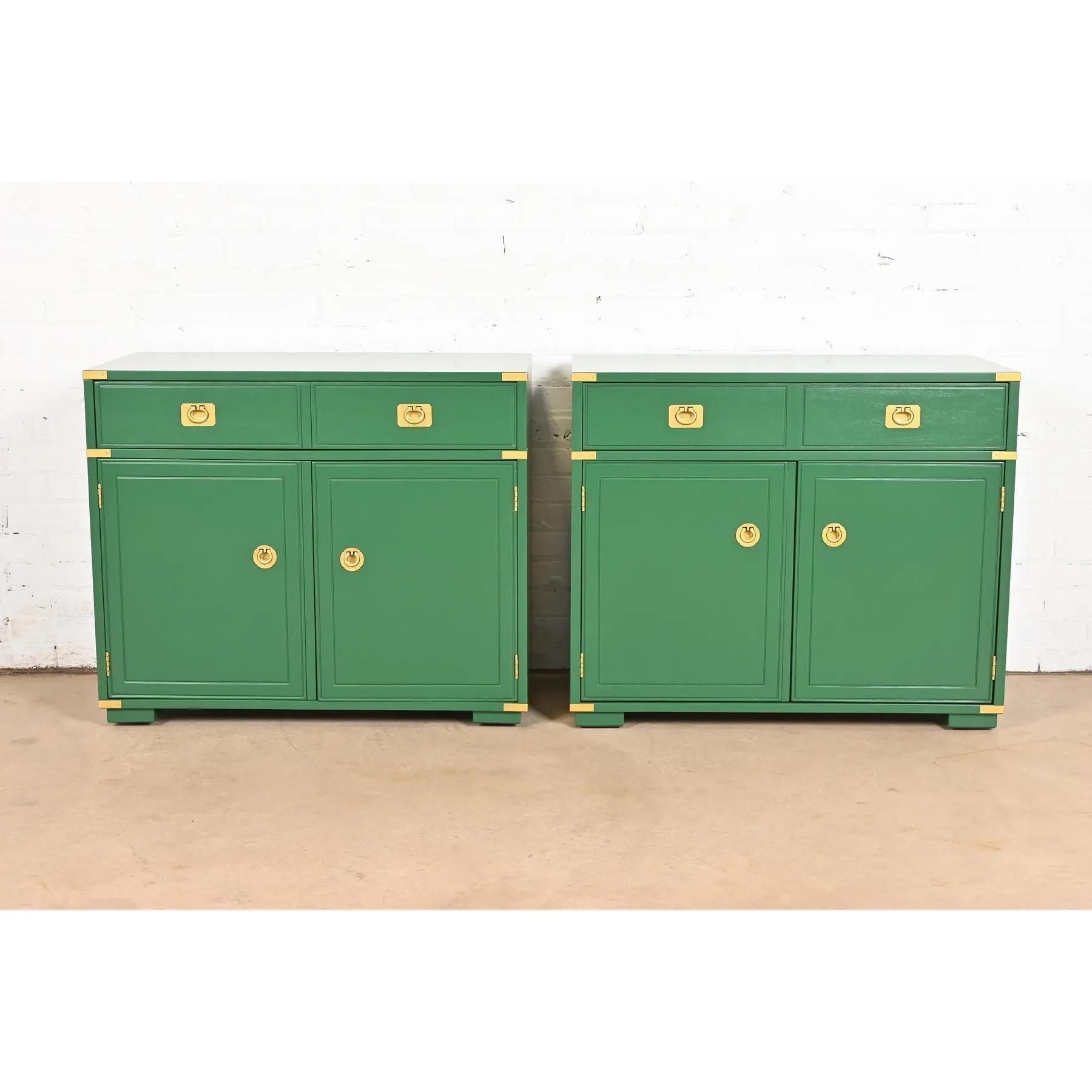 Mueble Bar Thomasville Mid-Century Hollywood Regency Campaign, Recién Acabado en venta 6