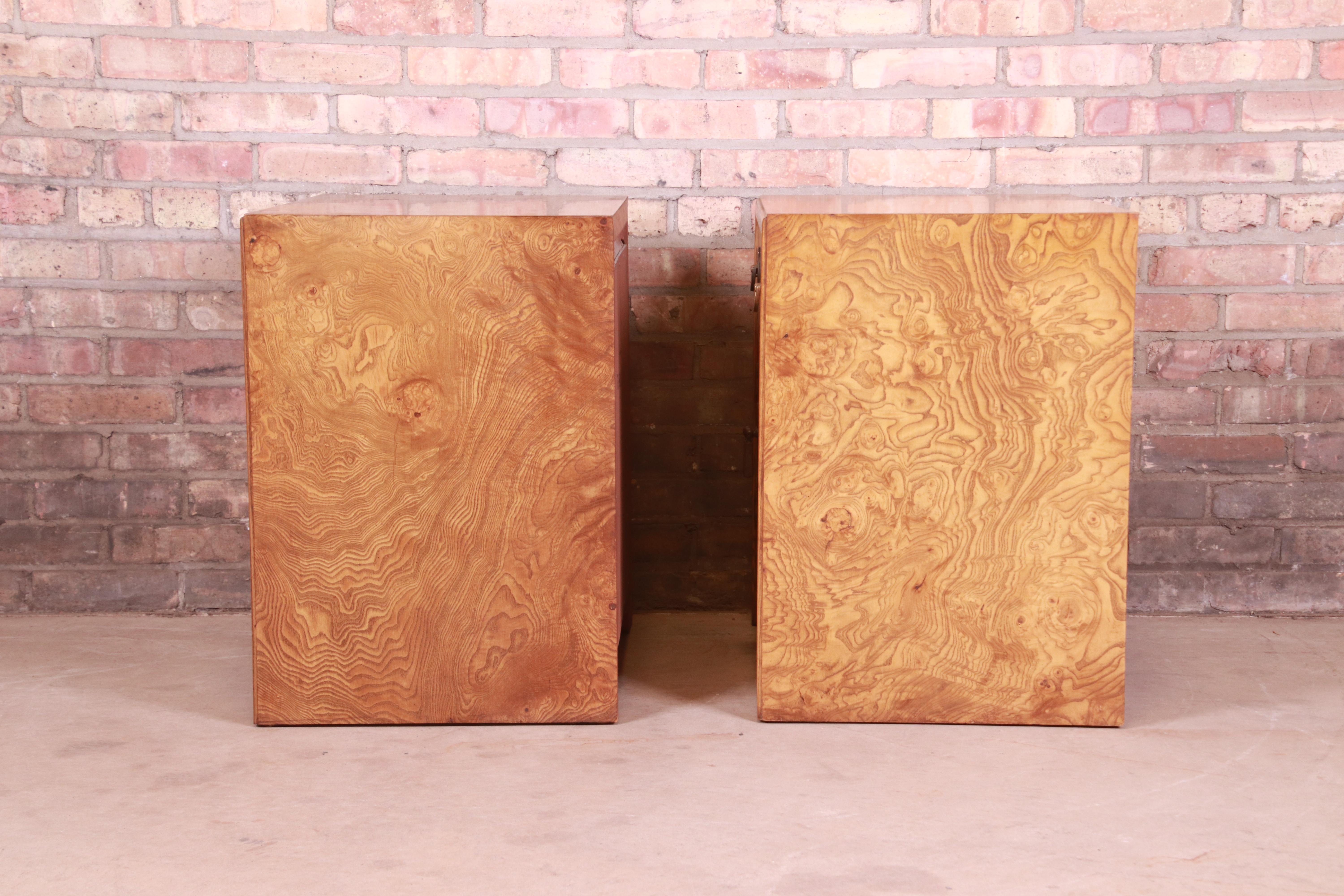 Thomasville Mid-Century Hollywood Regency Chinoiserie Burl Wood Nightstands 6
