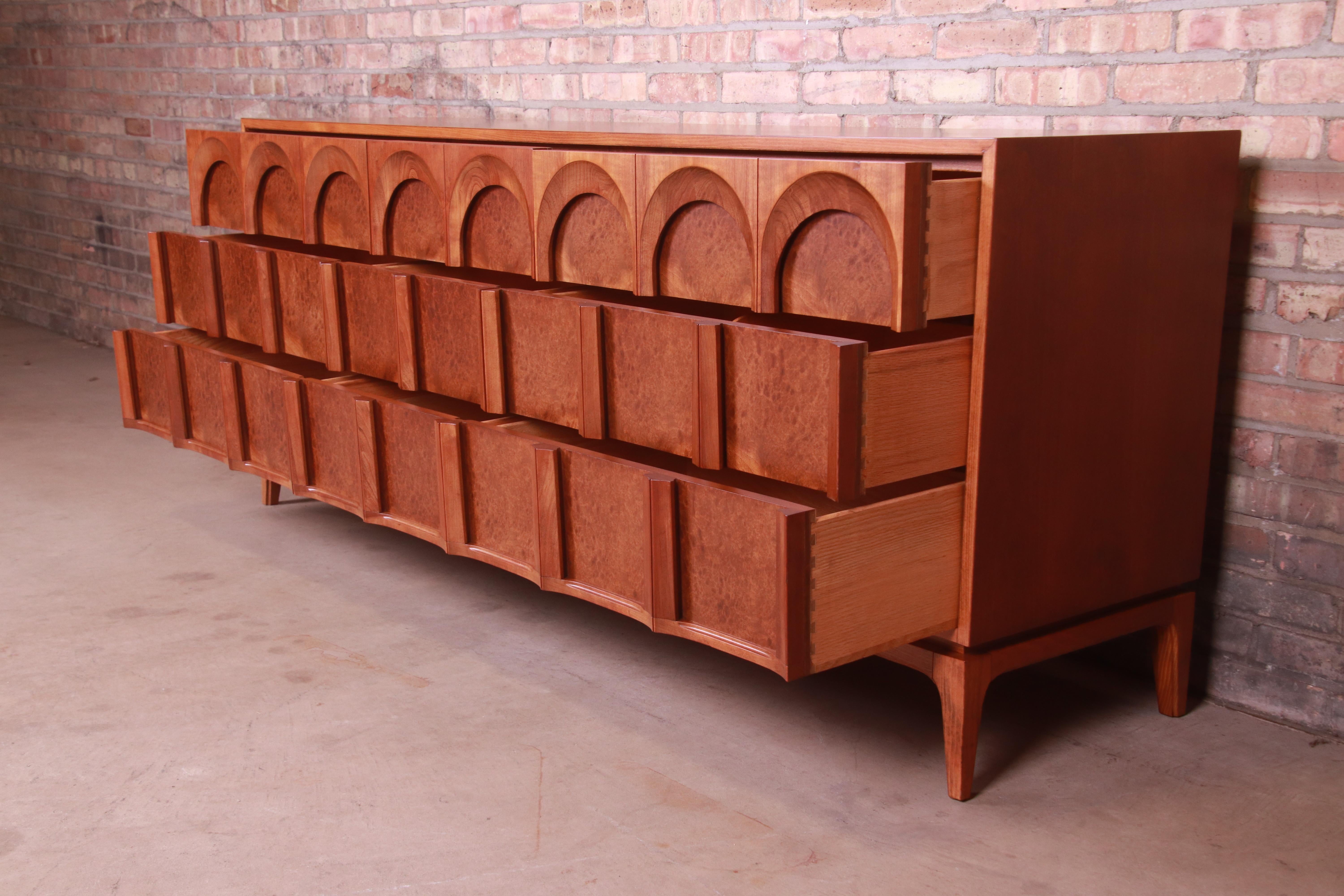 Thomasville Mid-Century Modern Burled Walnut Dresser or Credenza, Refinished 2