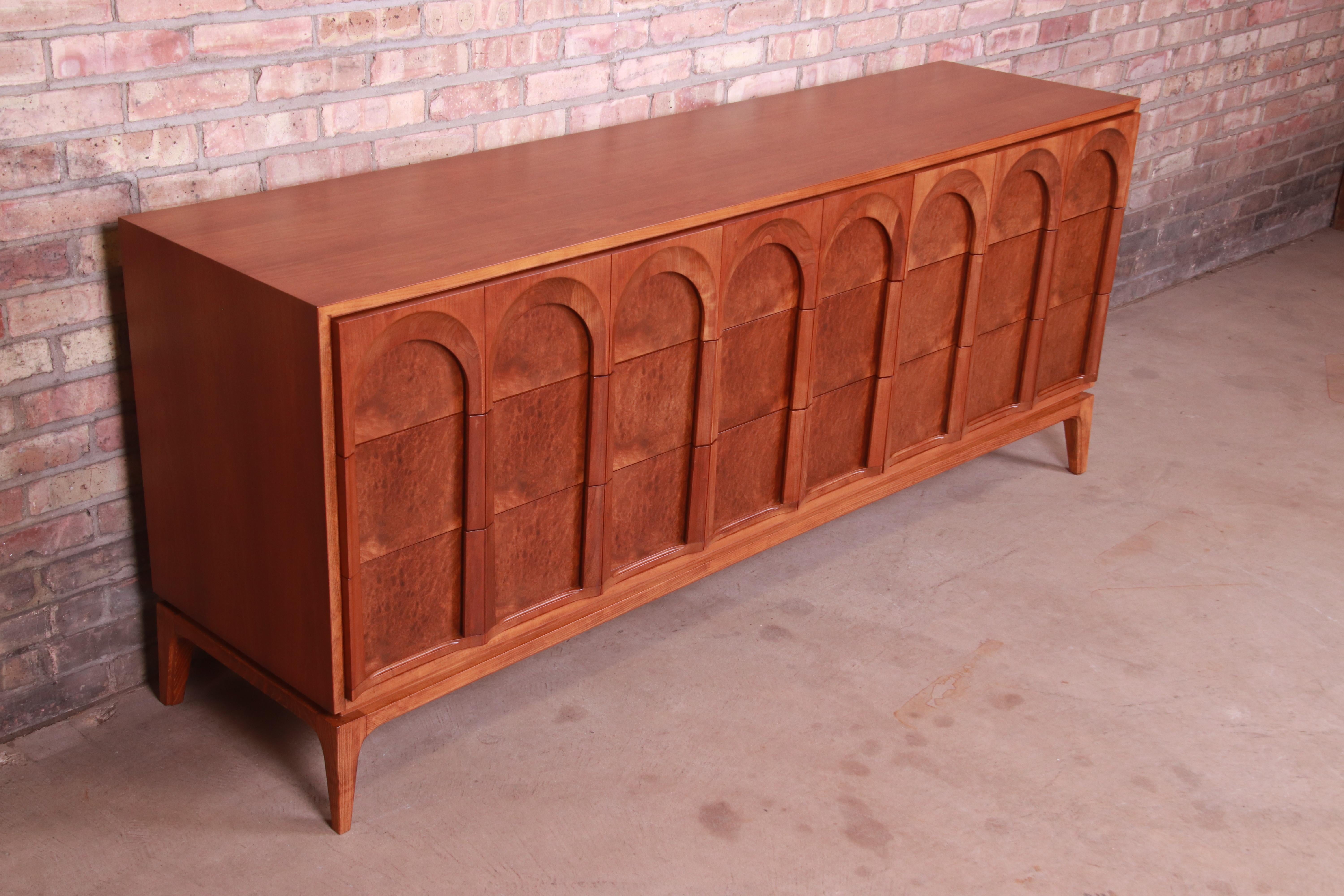 American Thomasville Mid-Century Modern Burled Walnut Dresser or Credenza, Refinished