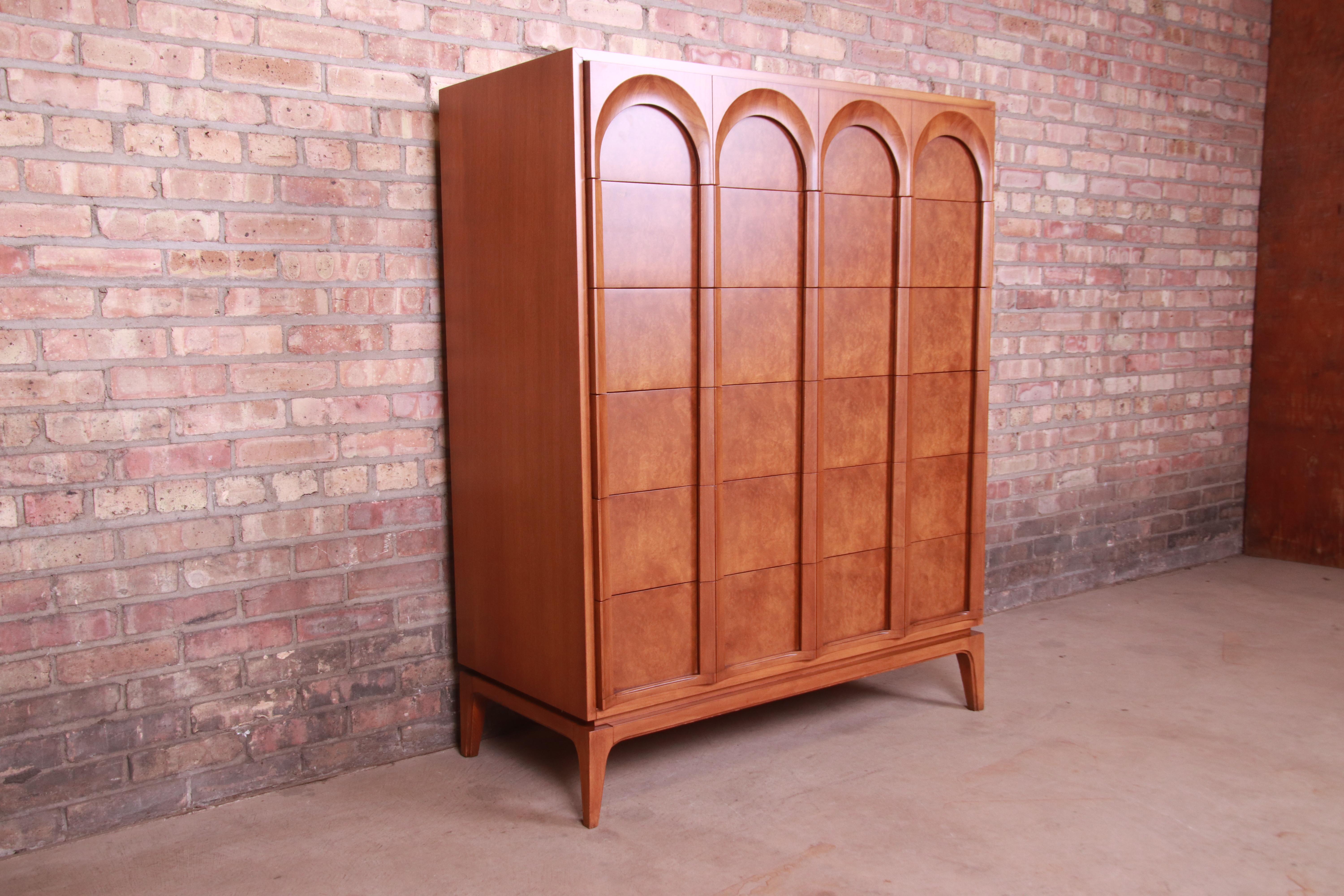 Thomasville Mid-Century Modern Burled Walnut Highboy Dresser, Newly Refinished In Good Condition In South Bend, IN
