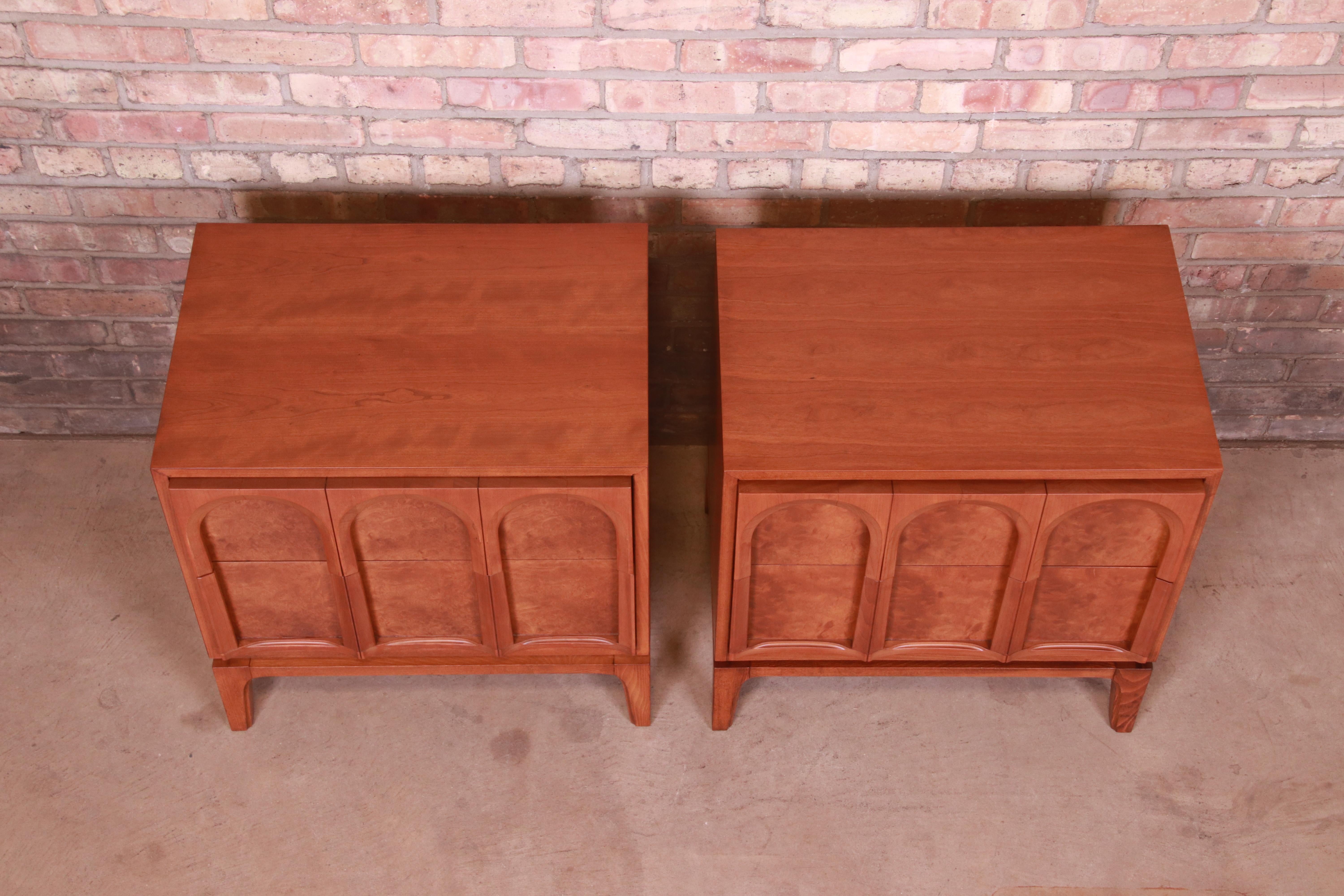 Thomasville Mid-Century Modern Burled Walnut Nightstands, Newly Refinished 4