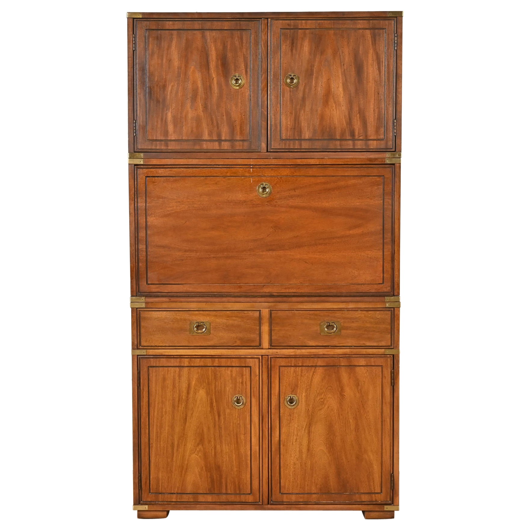 Thomasville Mid-Century Modern Hollywood Regency Campaigner Schreibtisch Schrank im Angebot