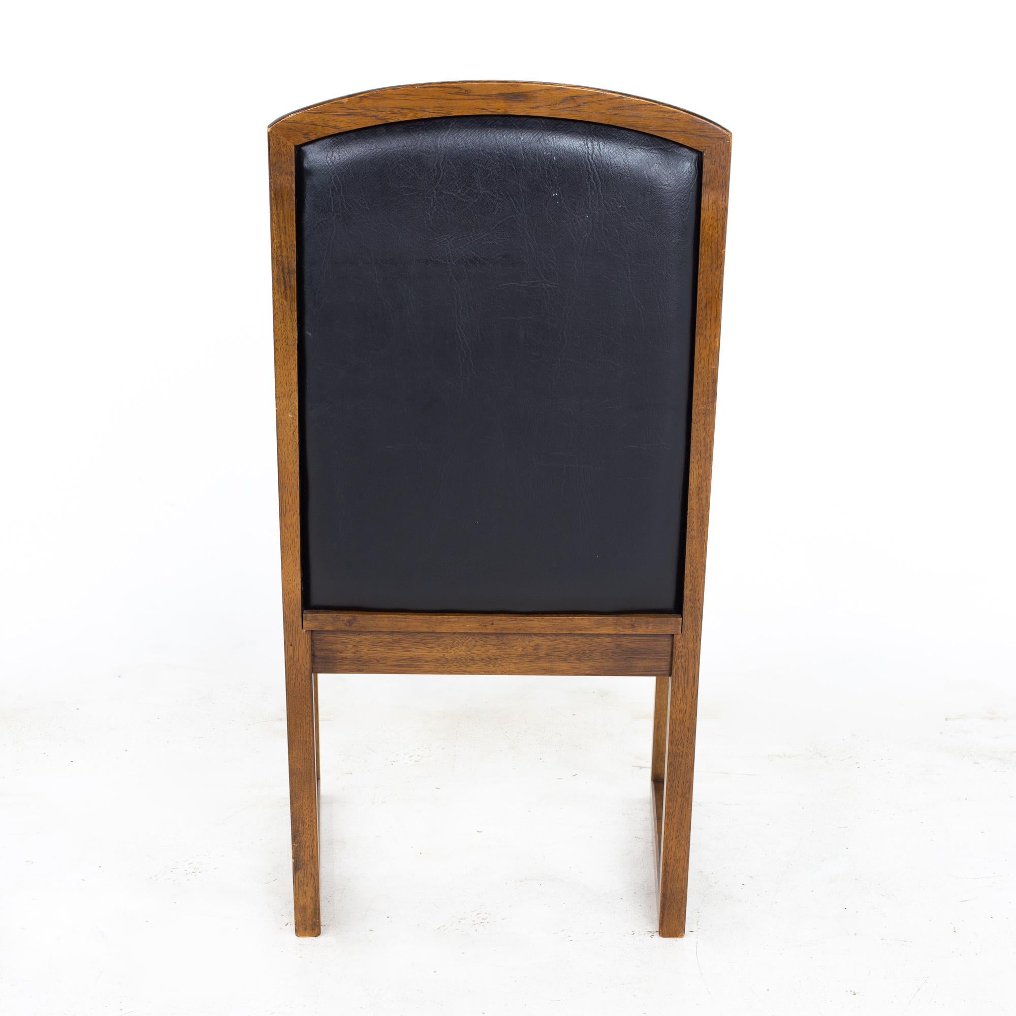 Thomasville Mid Century Walnut and Black Naugahyde Sleigh Leg Dining Chairs, Se For Sale 7