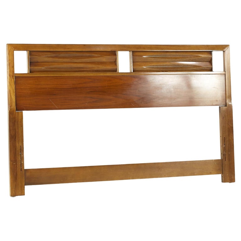 Thomasville Mid Century Walnut Queen Headboard For Sale at 1stDibs