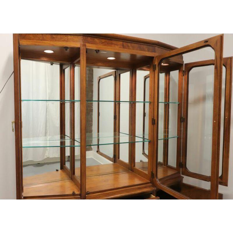 20th Century Thomasville Mystique Asian Chinoiserie China Display Cabinet