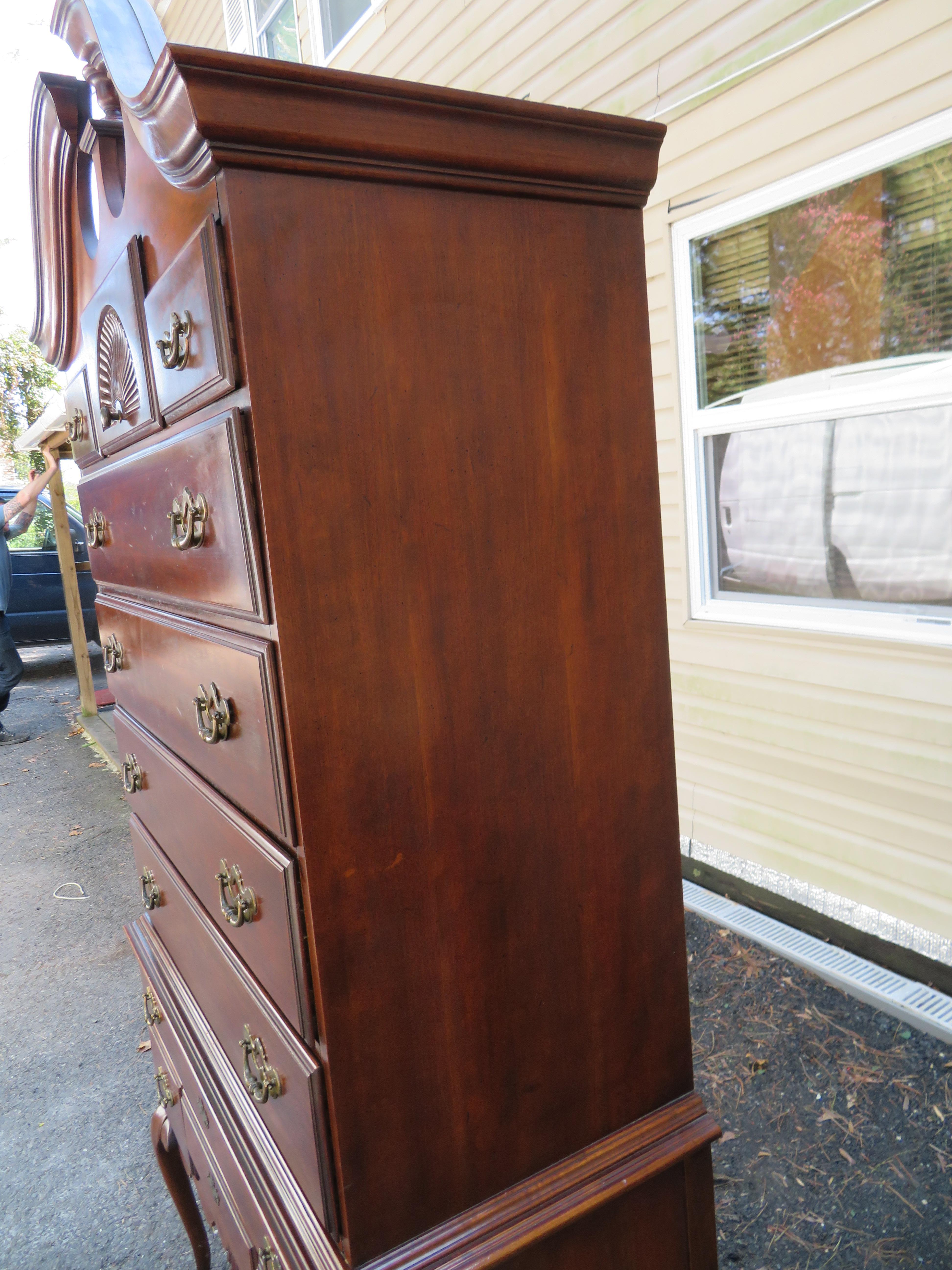 American Thomasville Queen Anne Bonnet Top Maple Highboy Tall Chest of Drawers Dresser For Sale