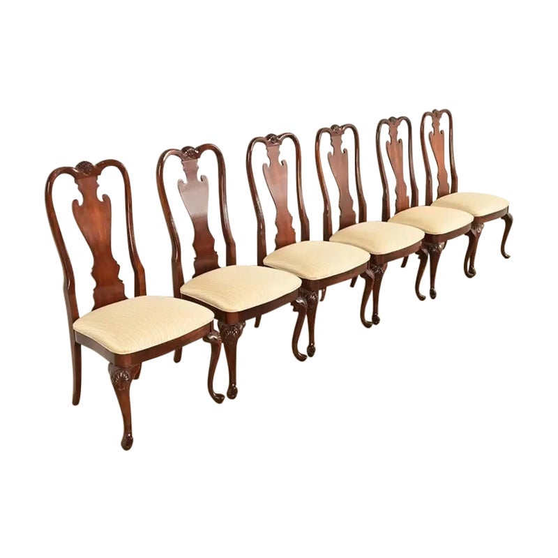 Thomasville Queen Anne Carved Solid Mahogany Dining Chairs, Set of Six For Sale