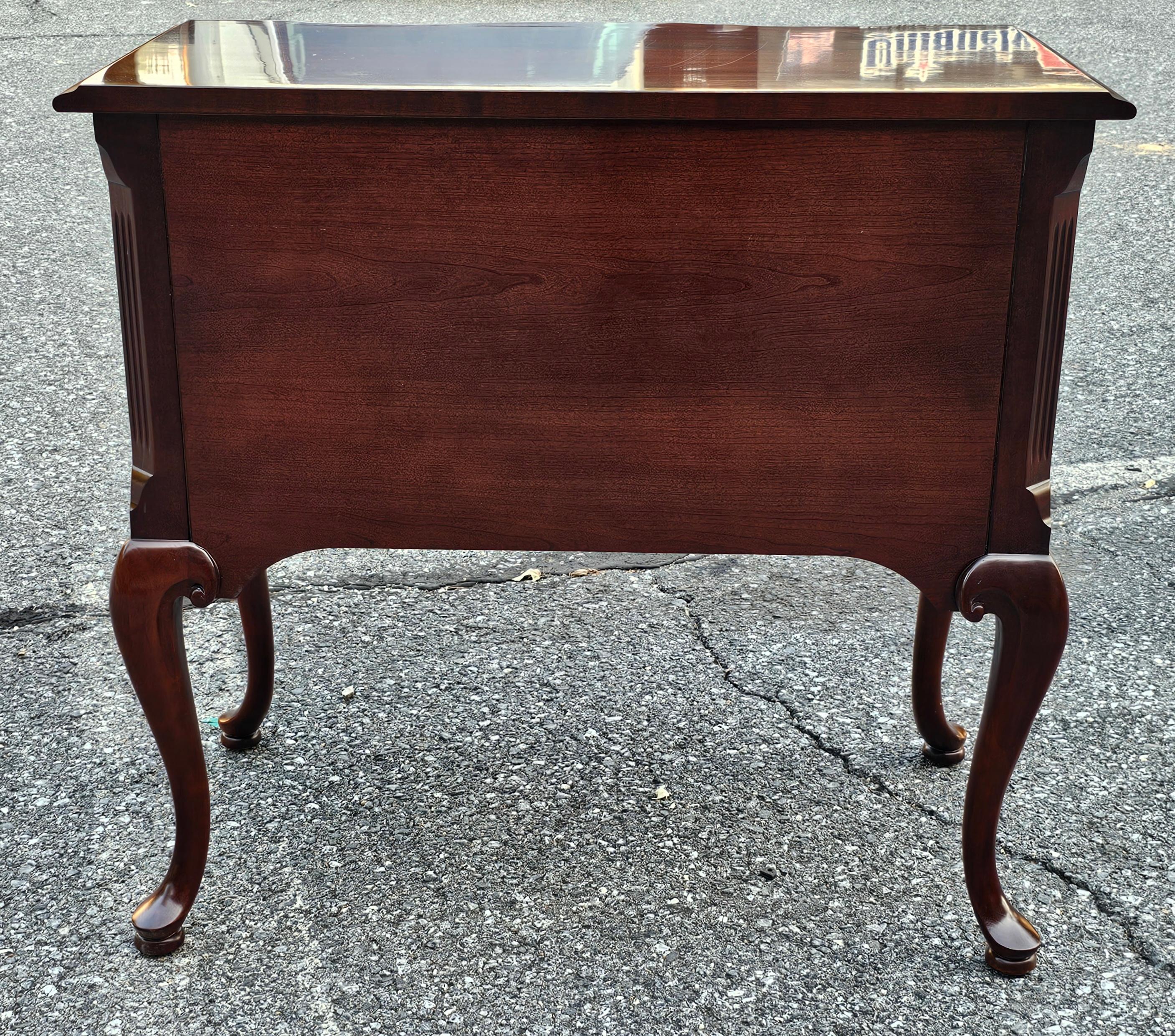 Thomasville Queen Anne Style Cherry Blockfront Lowboy Commode For Sale 3