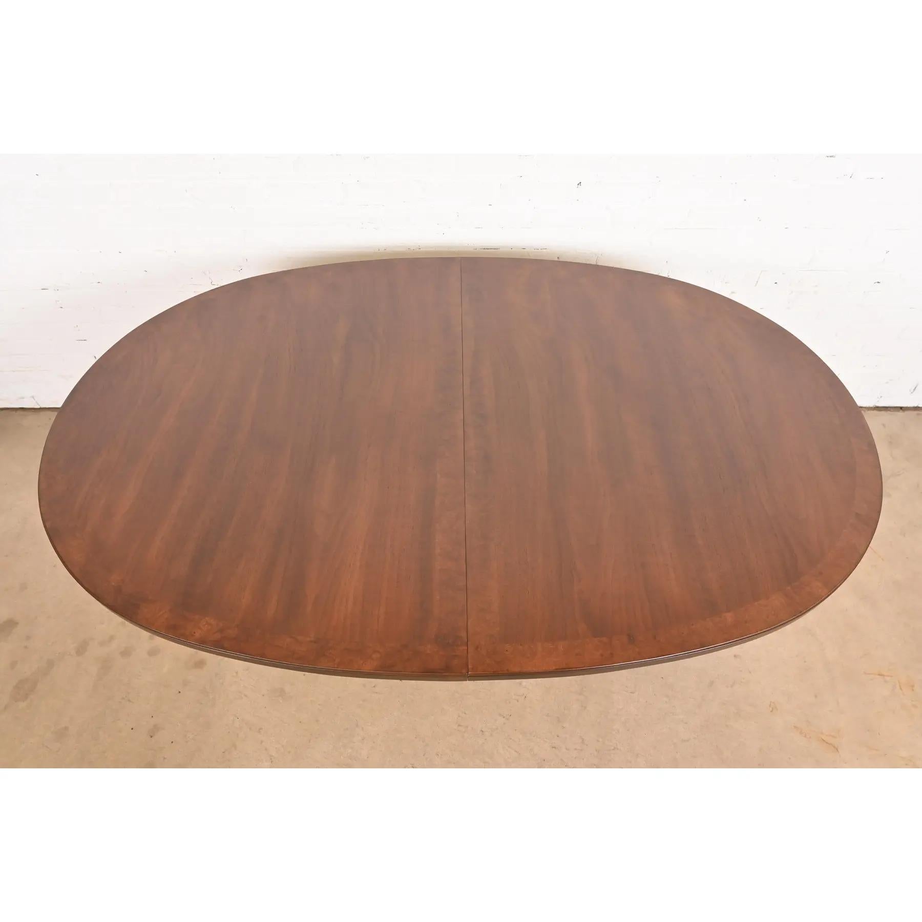 Thomasville Regency Walnut and Burl Wood Pedestal Dining Table, Refinished For Sale 5