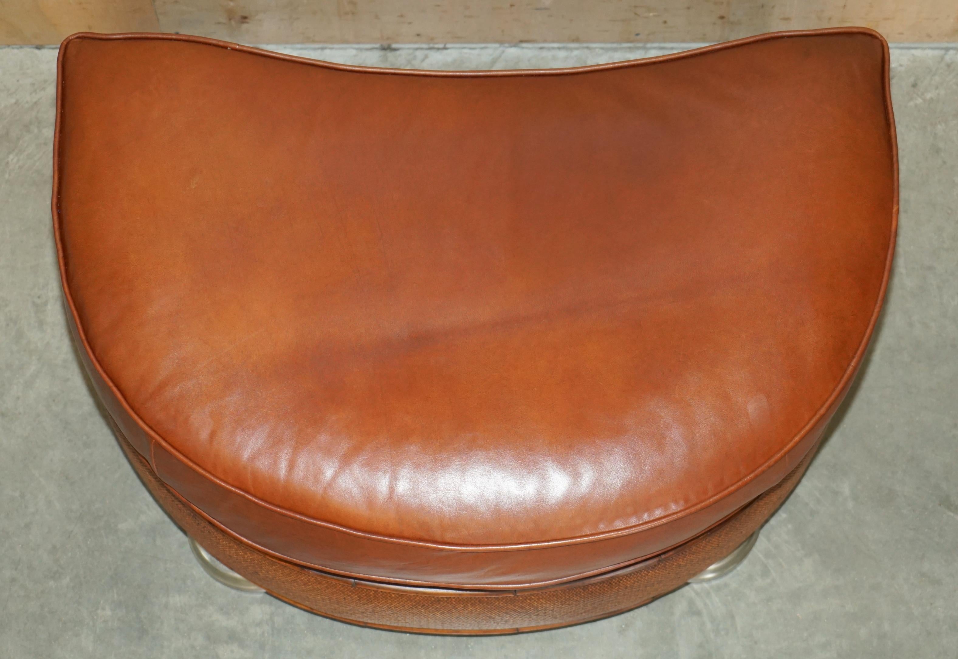 THOMASVILLE SAFARI ARMCHAIR & FOOTSTOOL OTTOMAN BROWN LEATHEr en vente 11