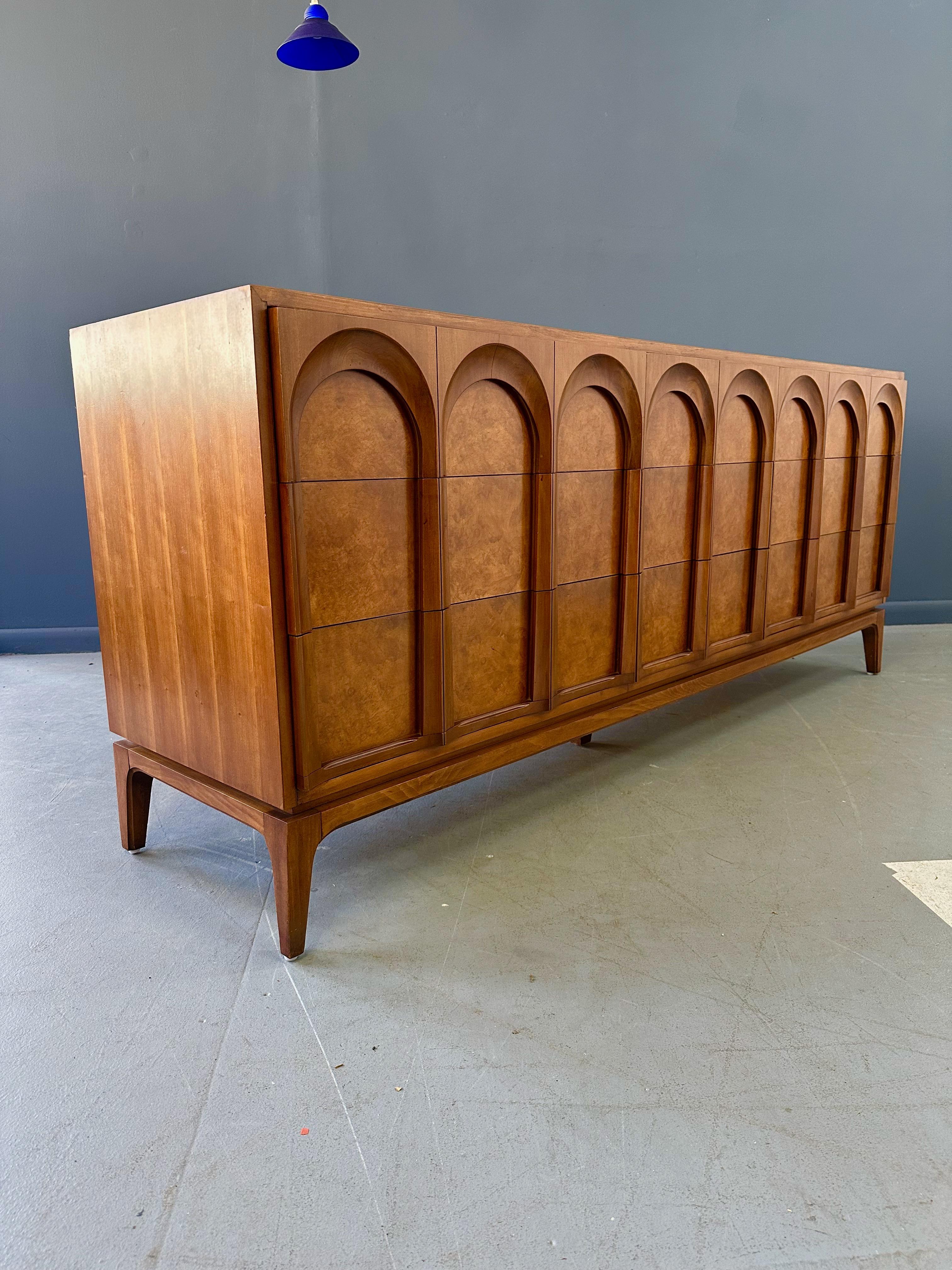 American Thomasville Sculptural 'Arched' 9 Drawer Dresser Walnut, Olive Burl Mid Century