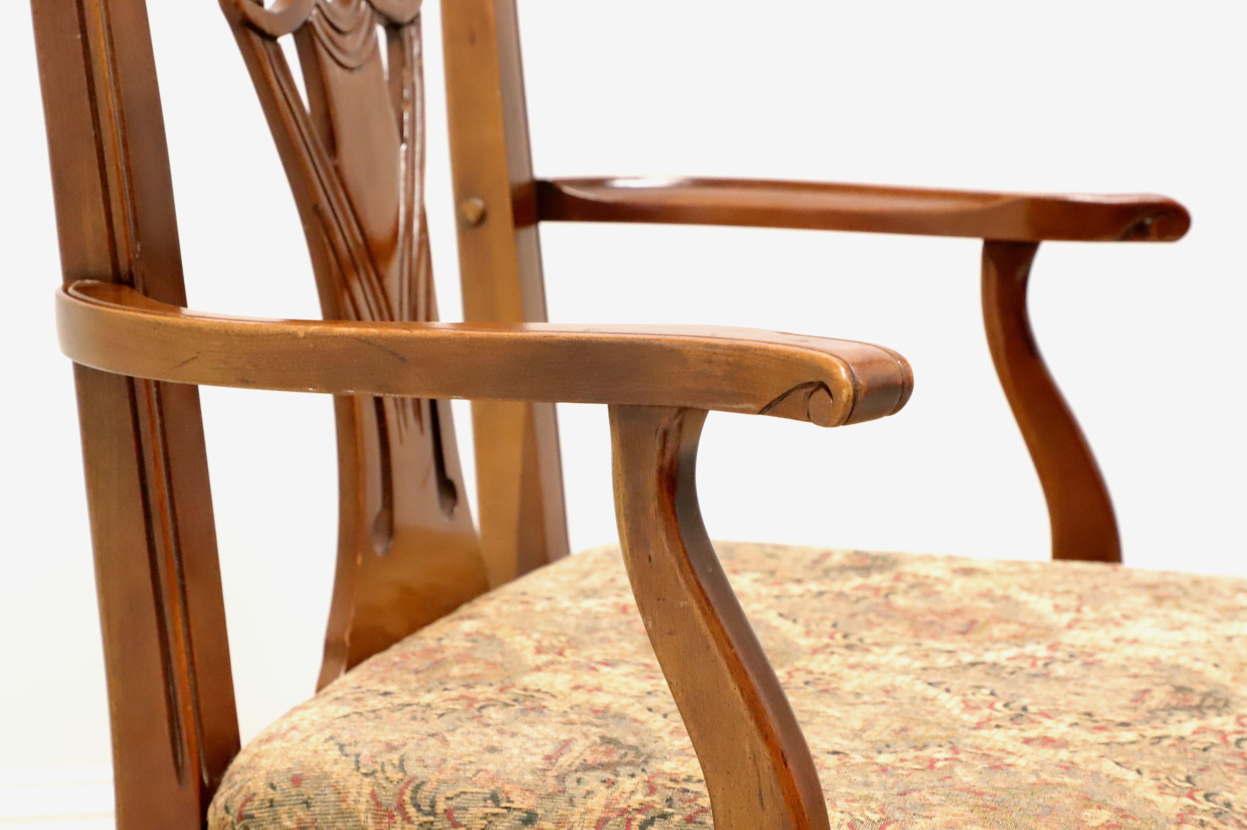 20th Century THOMASVILLE Solid Cherry Chippendale Straight Leg Dining Armchairs - Pair For Sale