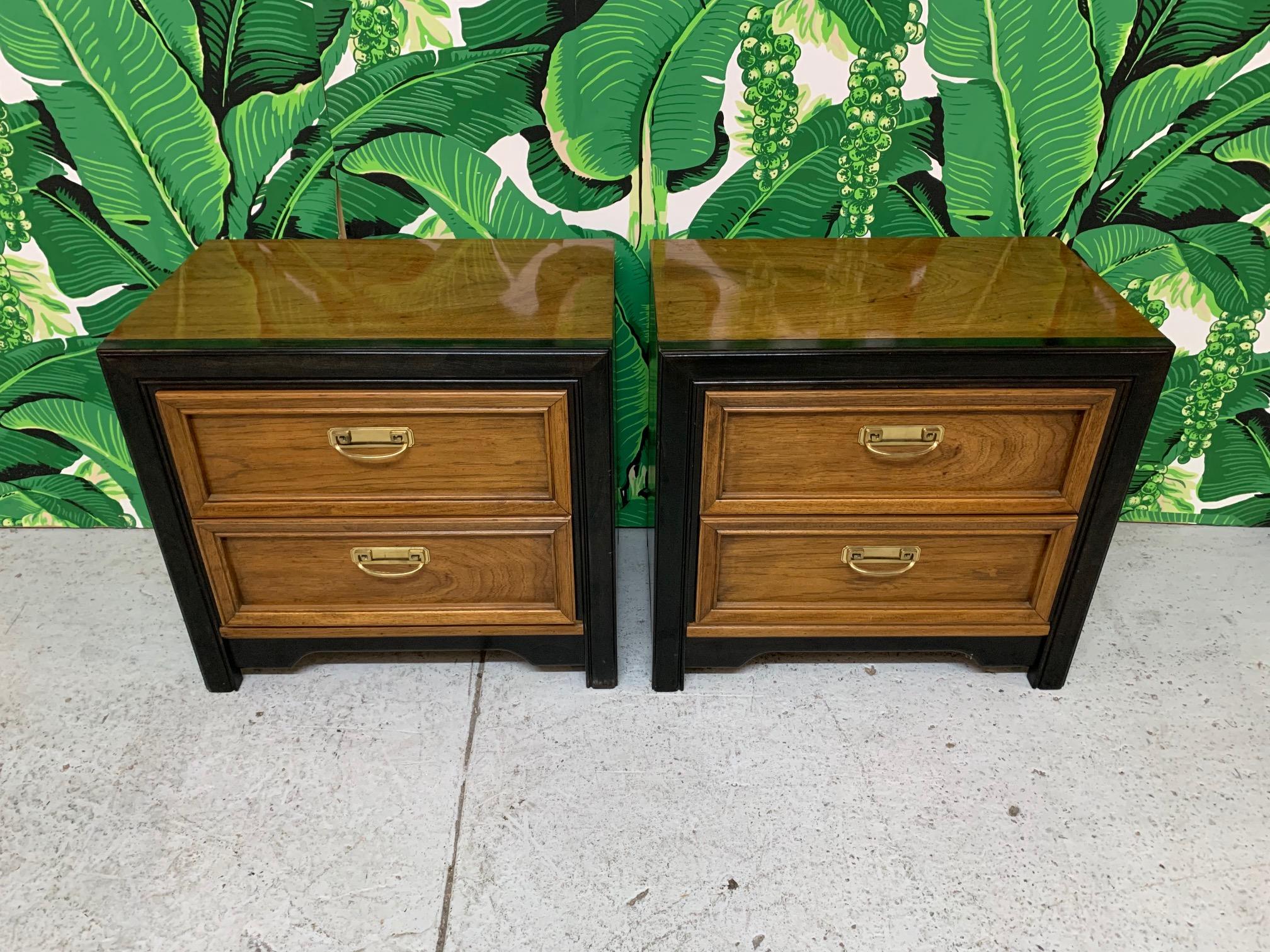 thomasville nightstands