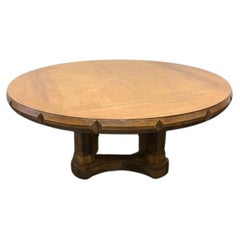 Thomasville Vintage Mid Century Pecan Neo-Classical Round Coffee Cocktail Table