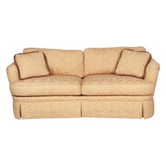 Thomasvillle Saddle Arm Sofa