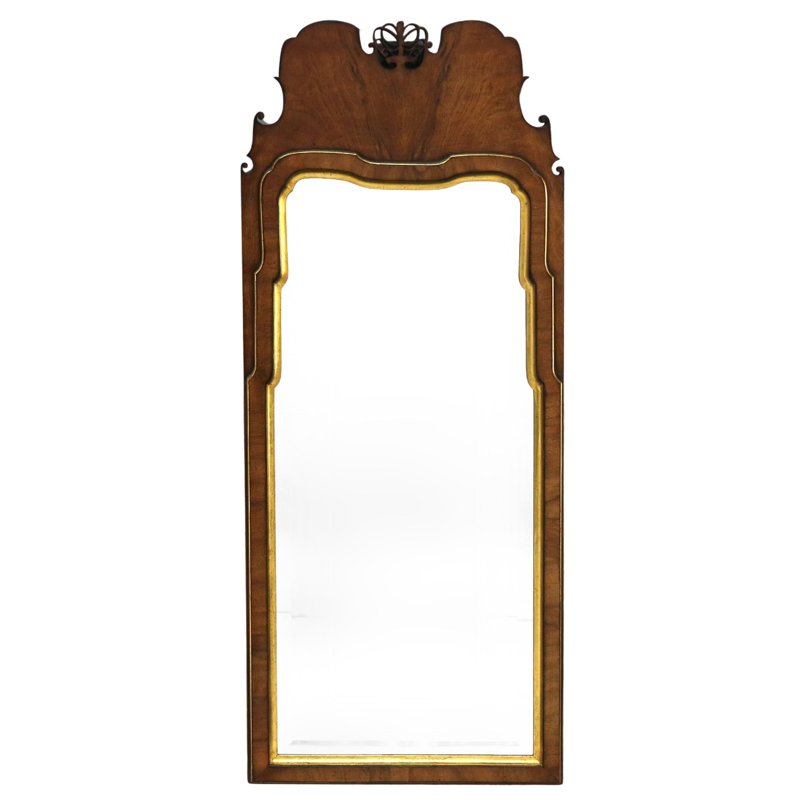 Miroir mural anglais de style Chippendale chinois en acajou et doré 20e siècle