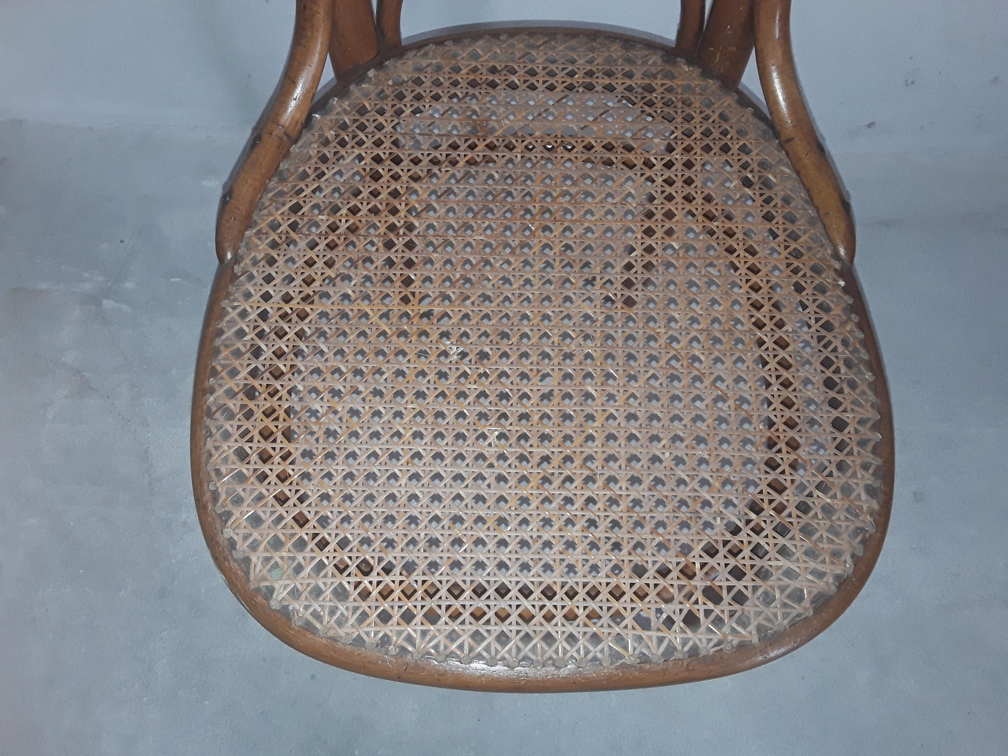 Thonet no 17 made in 1862 with 1 st label and stamp.