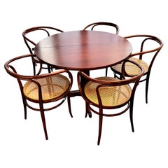 Thonet 209 Bentwood Armchairs with Extendable Round Dining Table Mid-Century