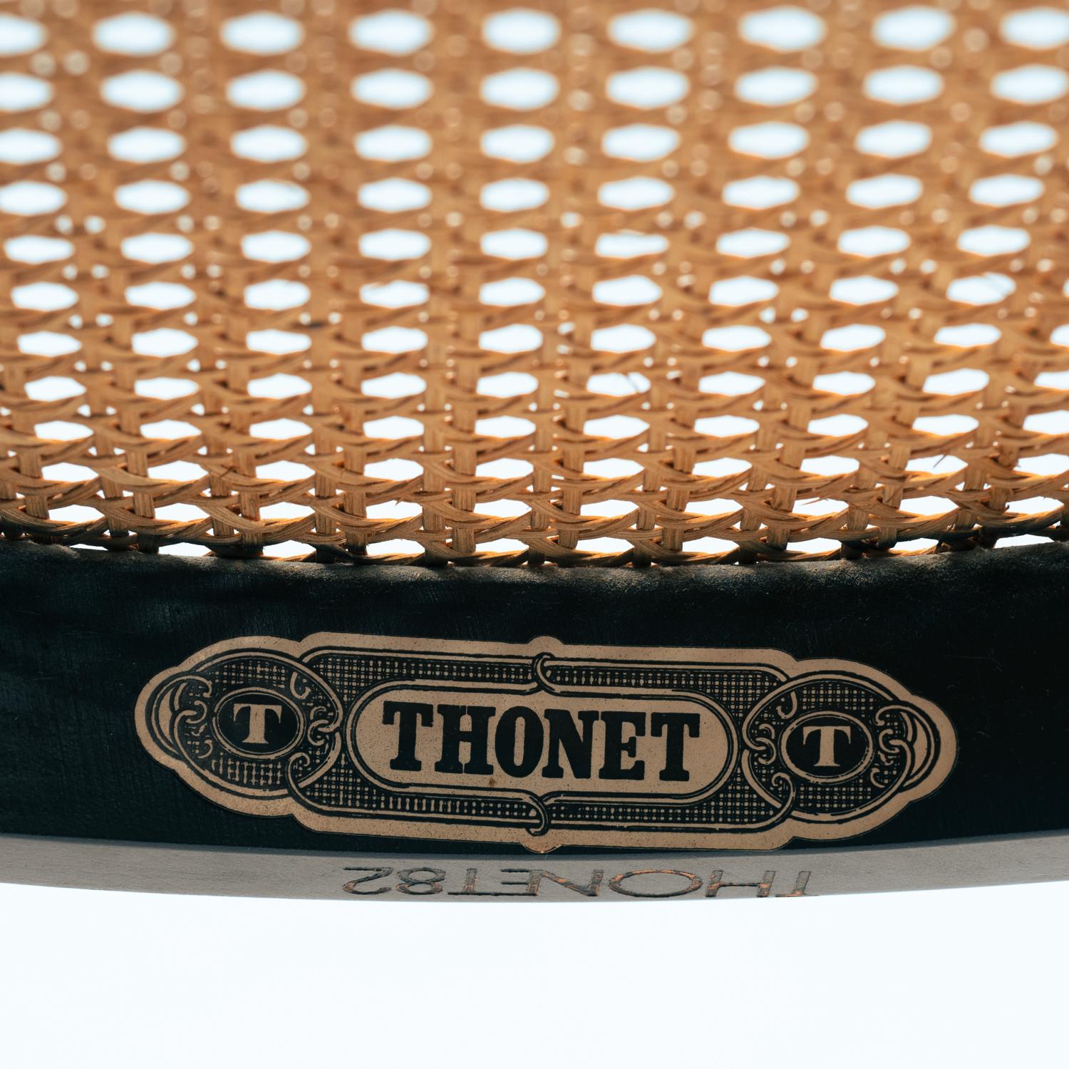 Thonet 210R & 214RF chaises à sangles en hêtre courbé, set de 2 en vente 13