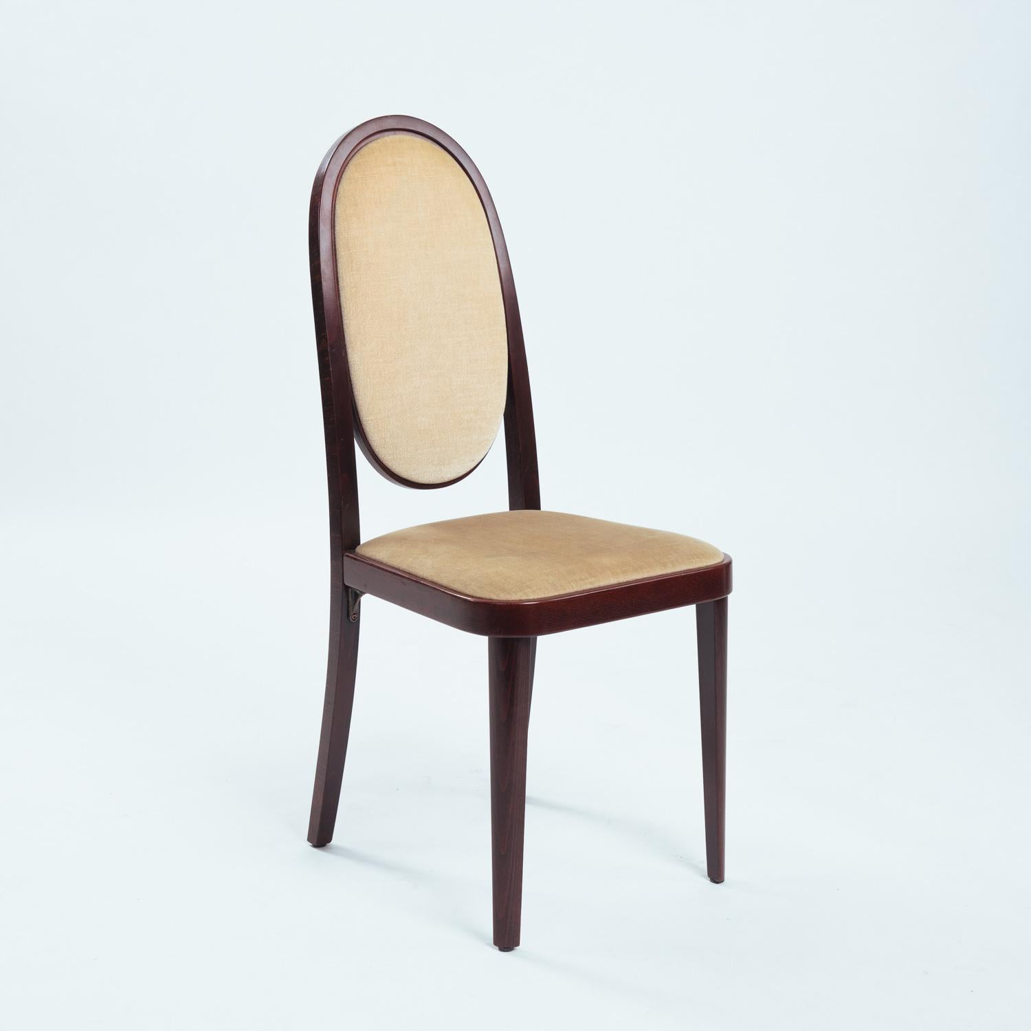 Austrian Thonet 567 jugendstil highback chairs with velvet upholstery by Otto Prutschler For Sale