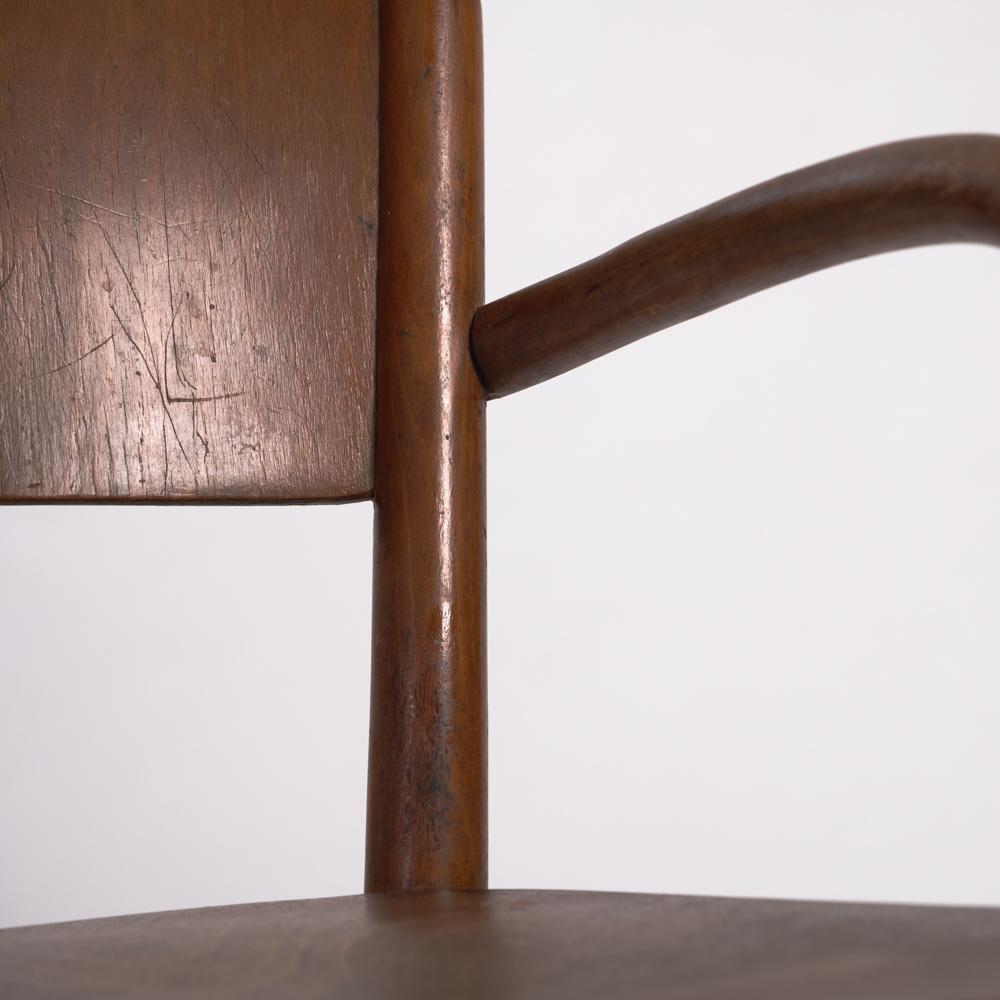 Michael Thonet antiker Kinderstuhl, 2er-Set im Angebot 2