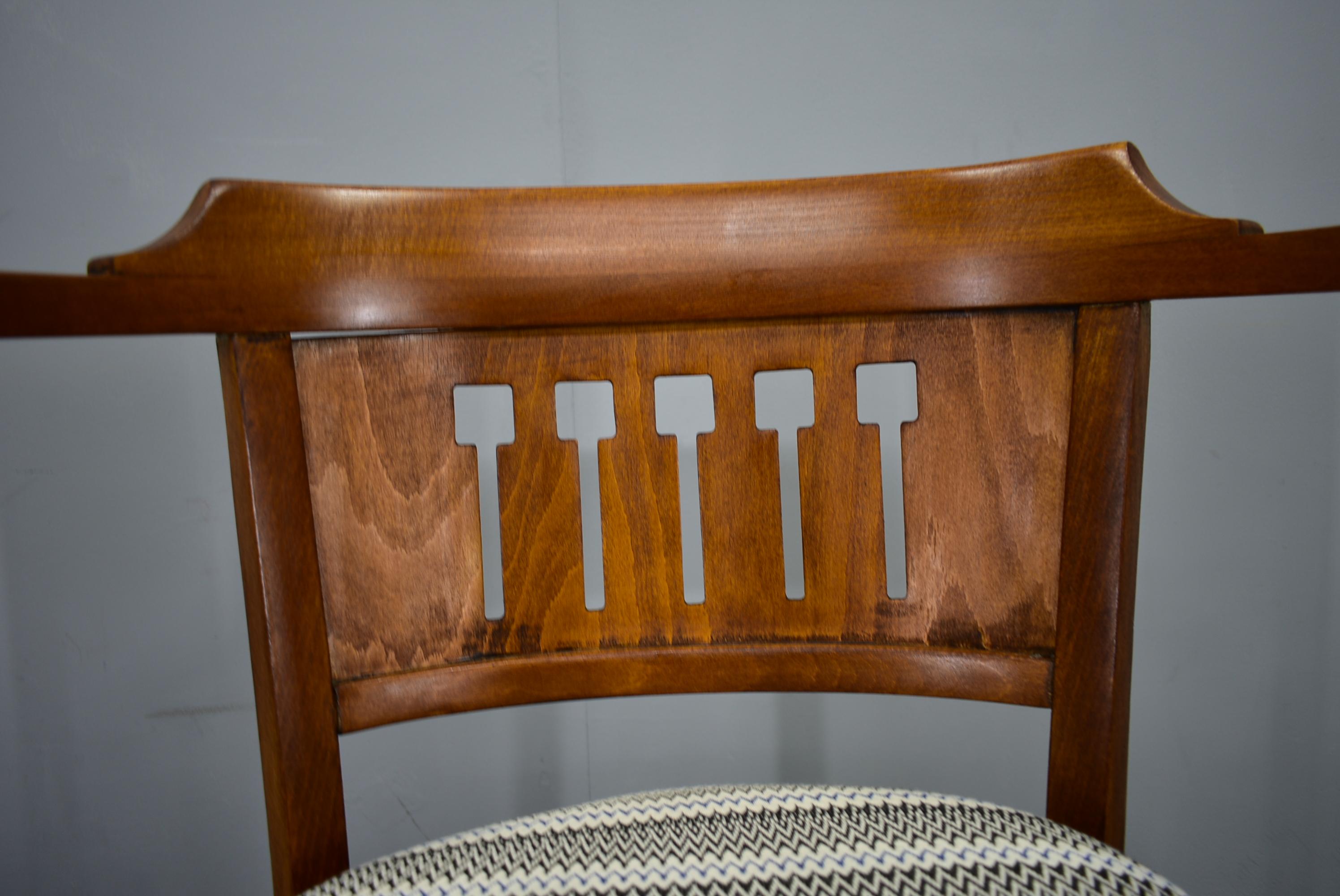 Thonet armchair by Otto Wagner, 1910s For Sale 3
