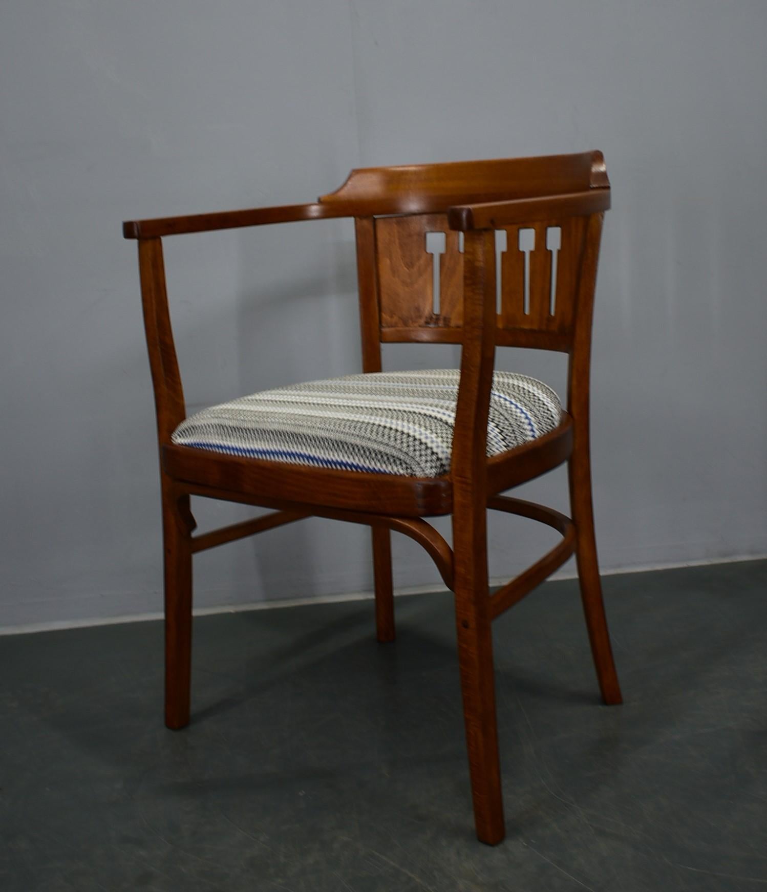 Thonet armchair by Otto Wagner, 1910s For Sale 8
