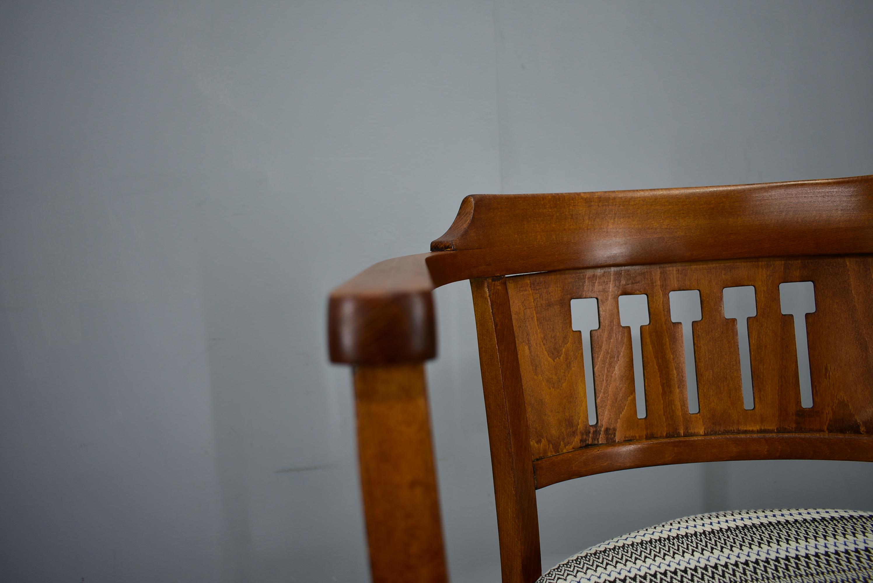 Czech Thonet armchair by Otto Wagner, 1910s For Sale