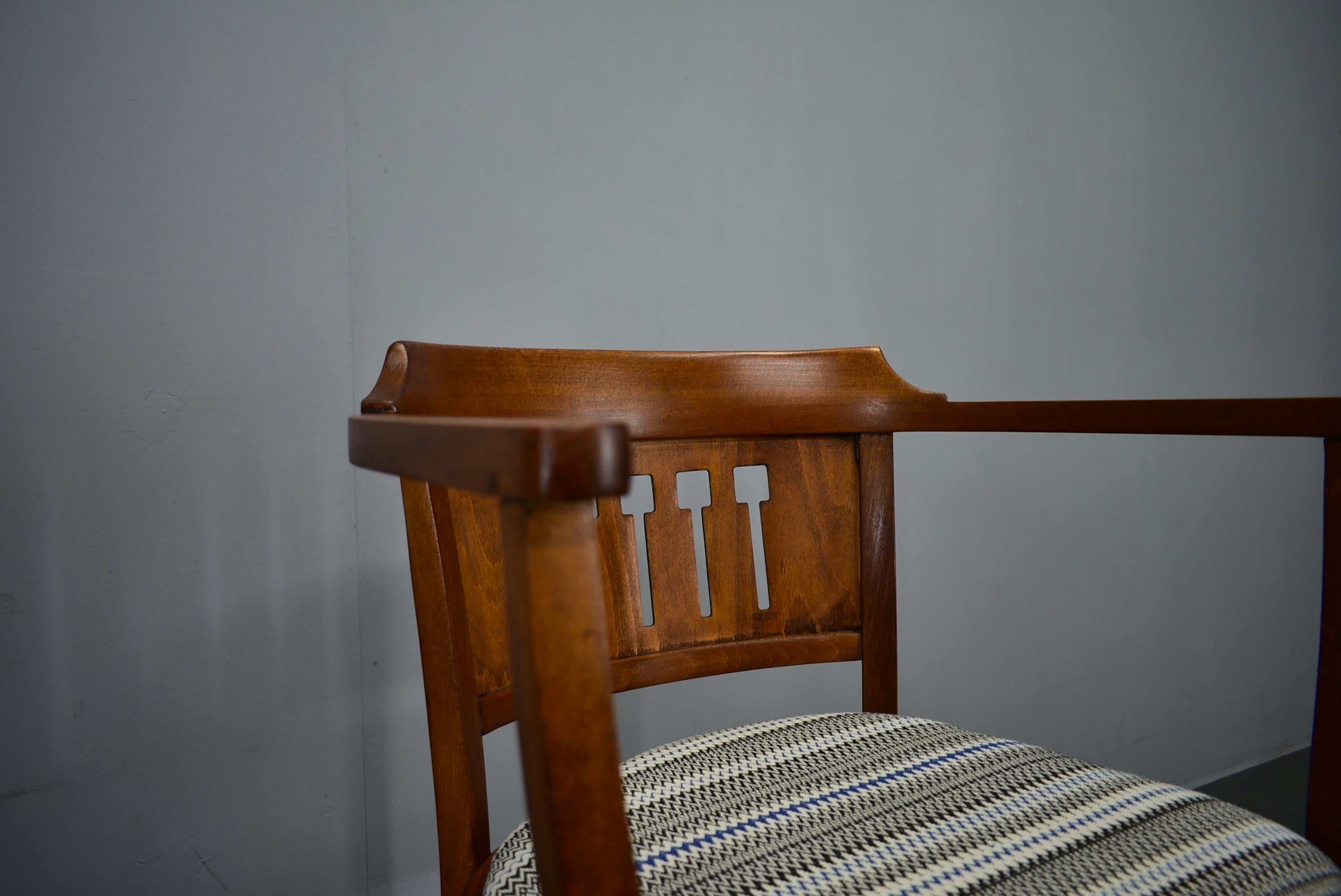 Fabric Thonet armchair by Otto Wagner, 1910s For Sale